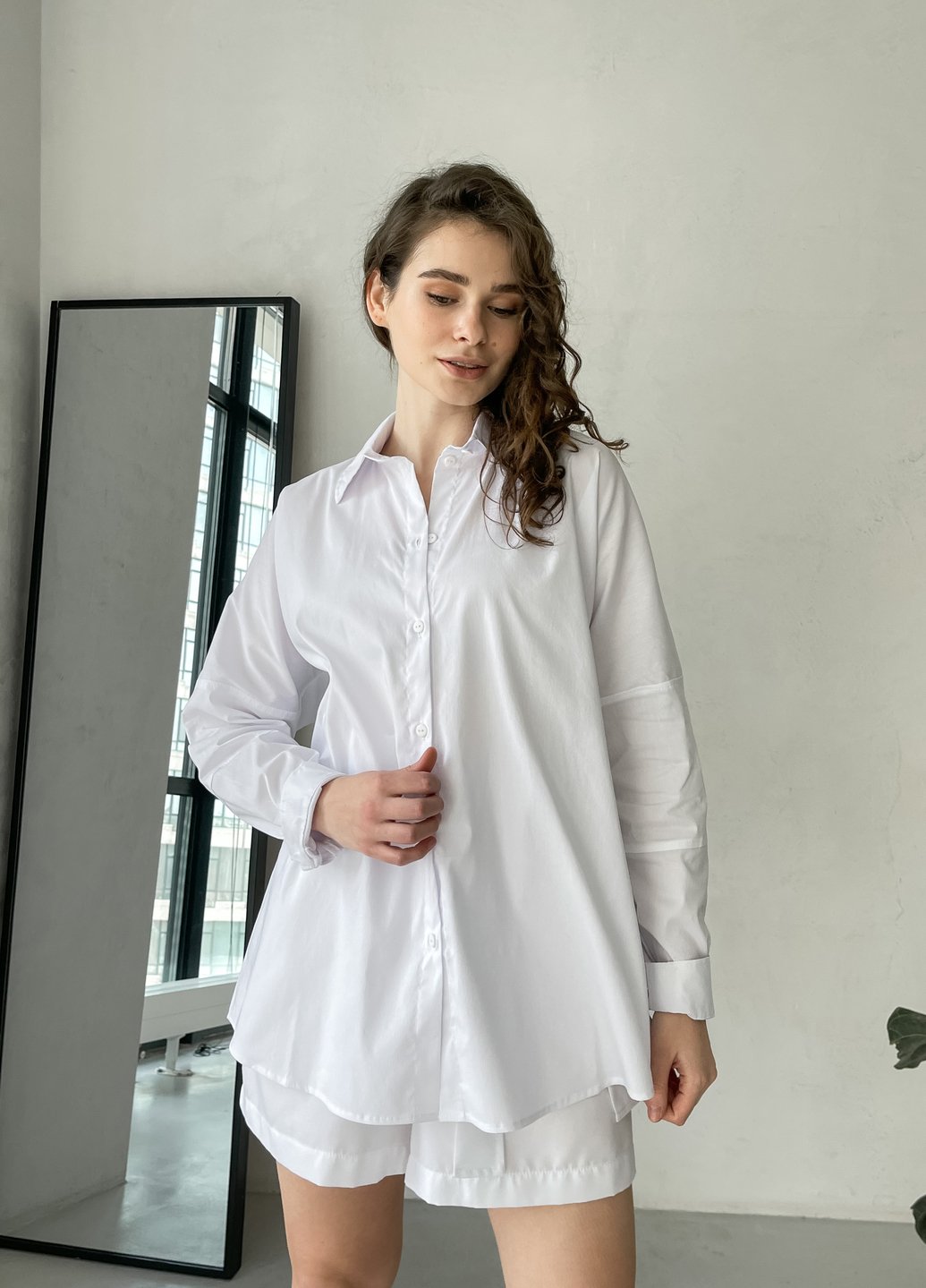Купить Оверсайз хлопковая рубашка женская Merlini Белиз 200000223, размер 42-44 в интернет-магазине