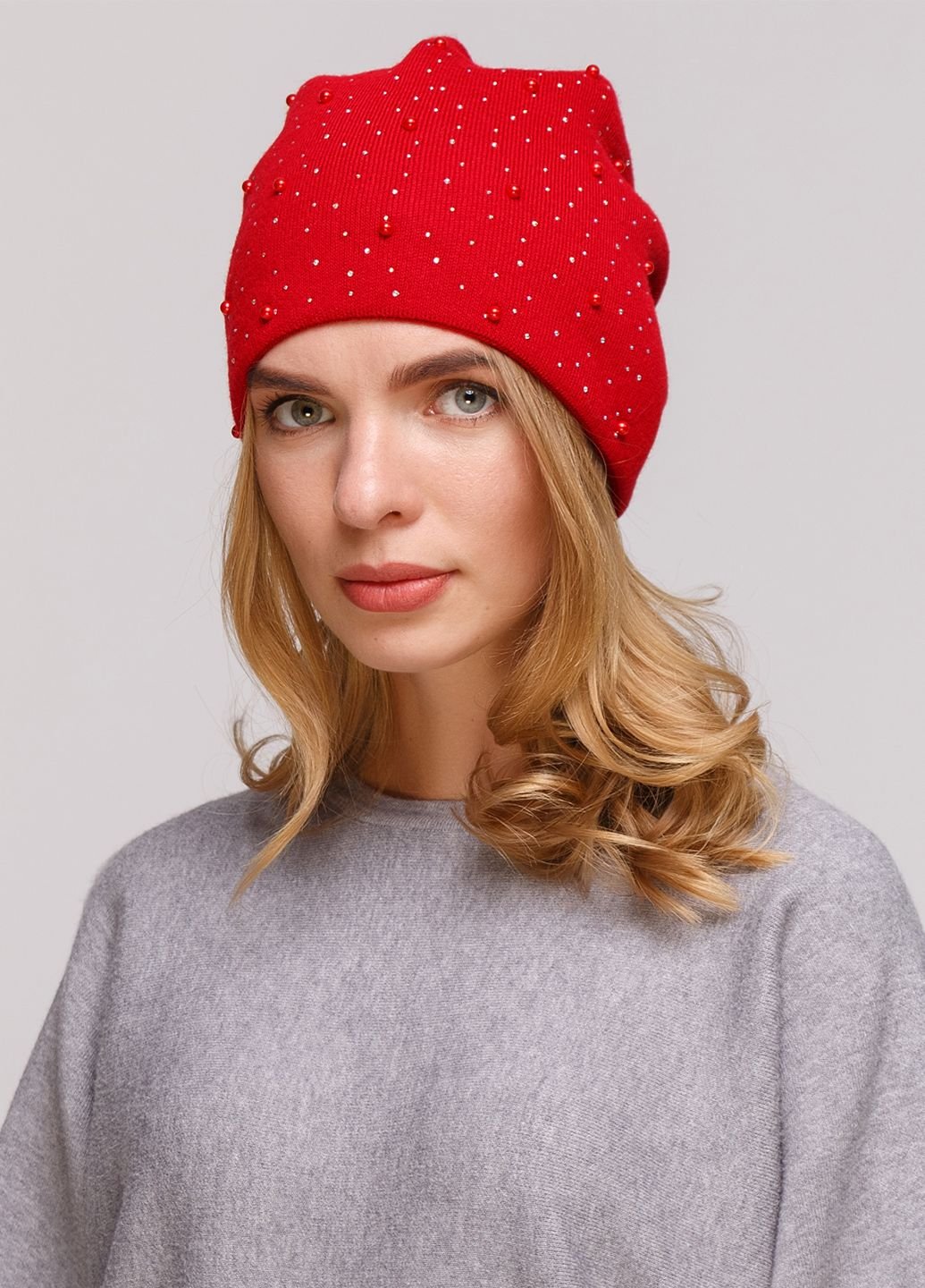 Купить Зимняя теплая женская шапка на флисовой подкладке DeMari Марс 550051 - Красный в интернет-магазине