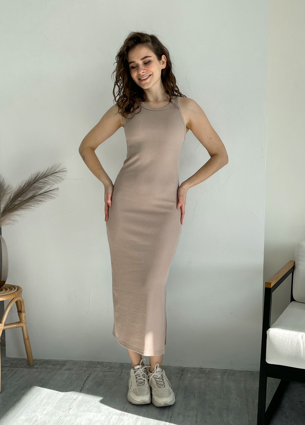 Купить Длинное платье-майка в рубчик бежевое Merlini Лонга 700000103 размер 46-48 (L-XL) в интернет-магазине