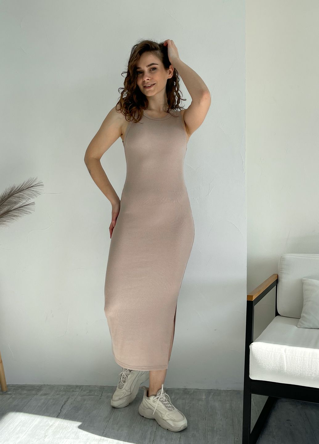 Купить Длинное платье-майка в рубчик бежевое Merlini Лонга 700000103 размер 46-48 (L-XL) в интернет-магазине