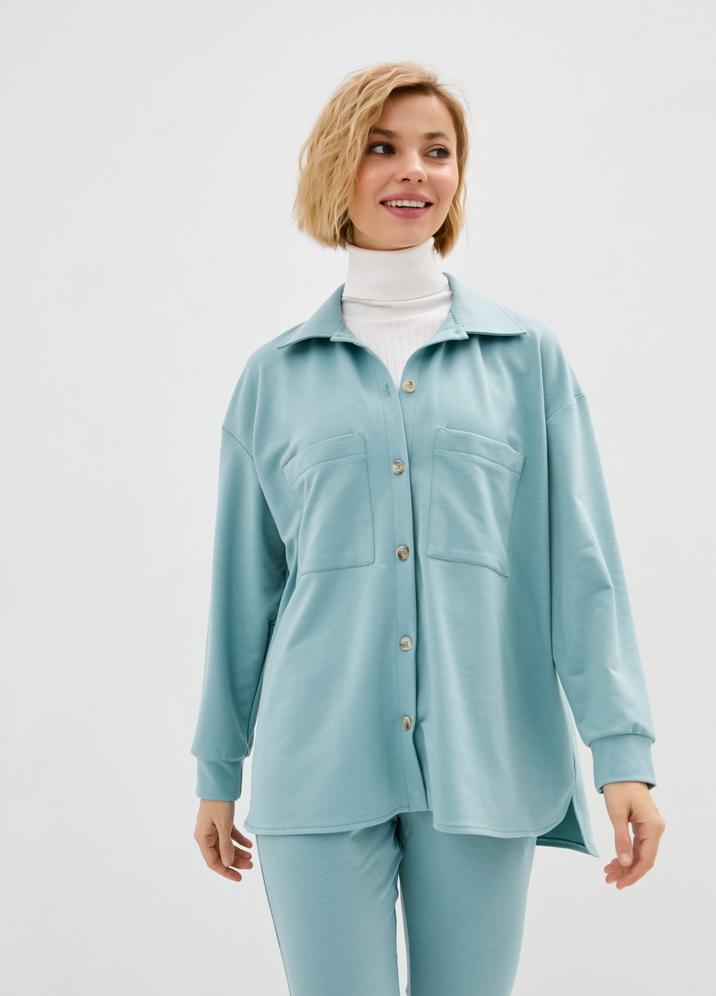 Купить Рубашка женская трикотажная оверсайз Merlini Йорк 200000063 - Зелёный, 42-44 в интернет-магазине