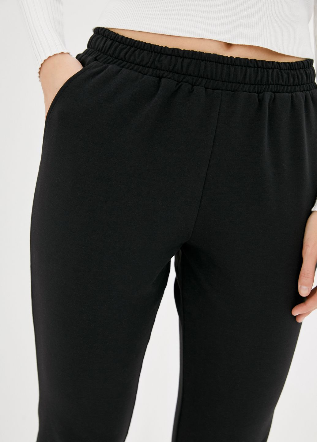 Купить Спортивные штаны женские Merlini Сити 600000055 - Черный, 42-44 в интернет-магазине