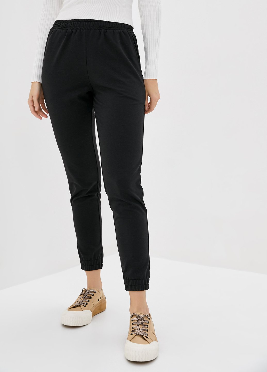 Купити Спортивні штани жіночі Merlini Сіті 600000055 - Чорний, 42-44 в інтернет-магазині