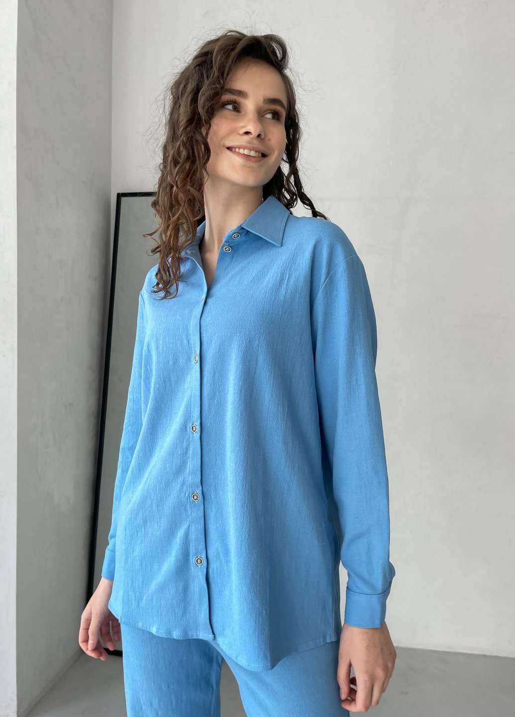 Купити Класична сорочка льняна жіноча Merlini Прага 200000232, розмір 42-44 в інтернет-магазині