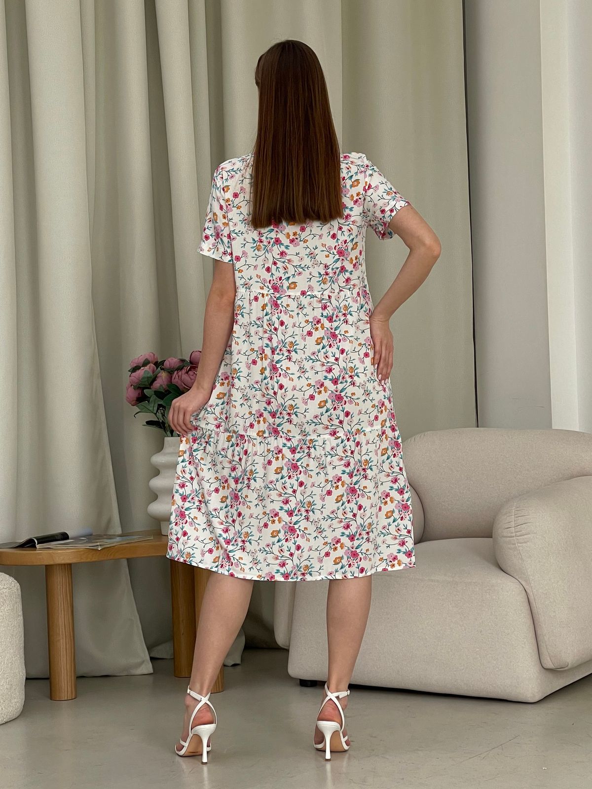 Купить Летнее платье с рюшами в цветочек белое Merlini Казерта 700001262 размер 42-44 (S-M) в интернет-магазине