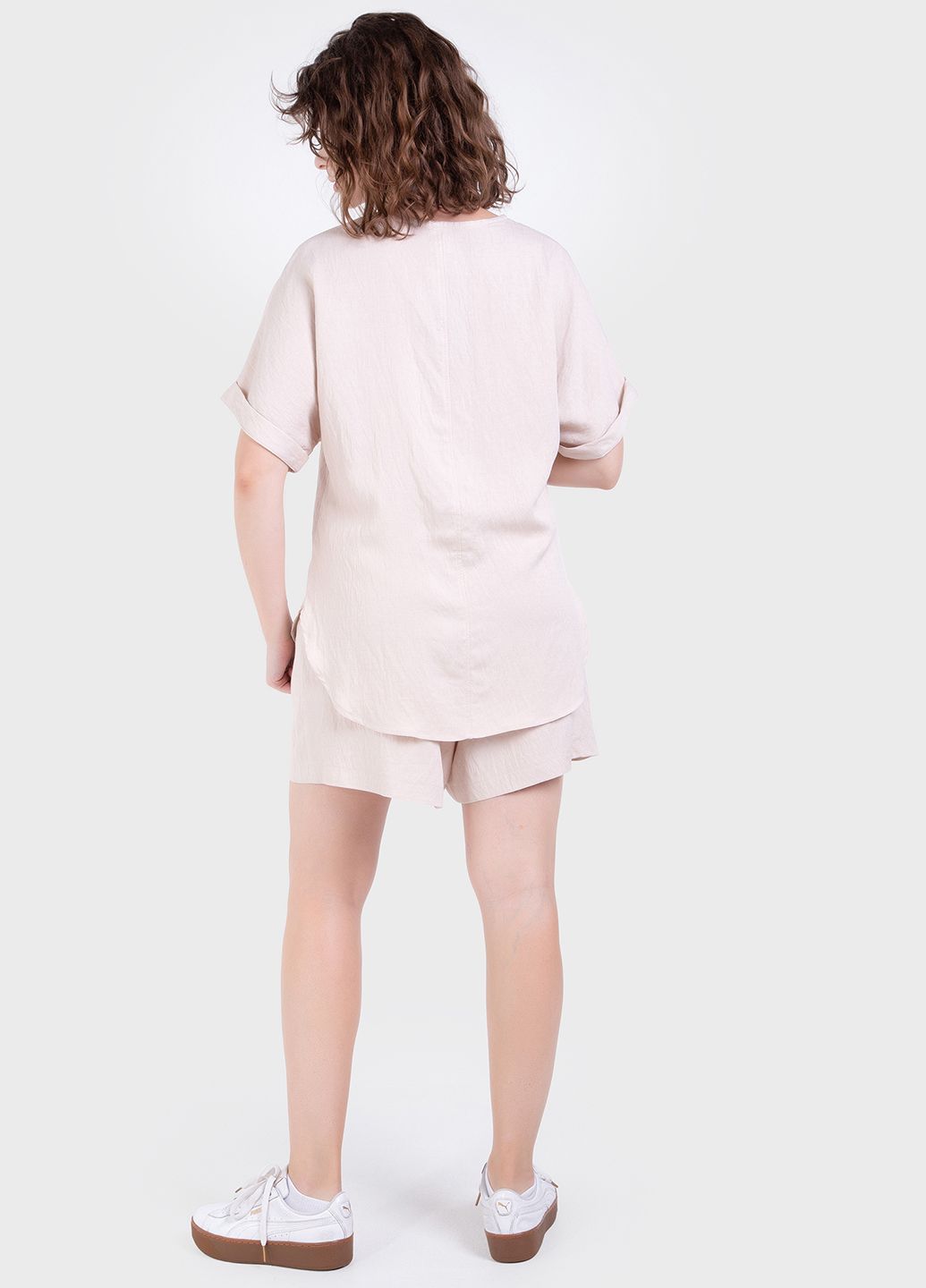 Купить Летний костюм женский двойка бежевого цвета: шорты, футболка Merlini Беневенто 100000141, размер 42-44 в интернет-магазине