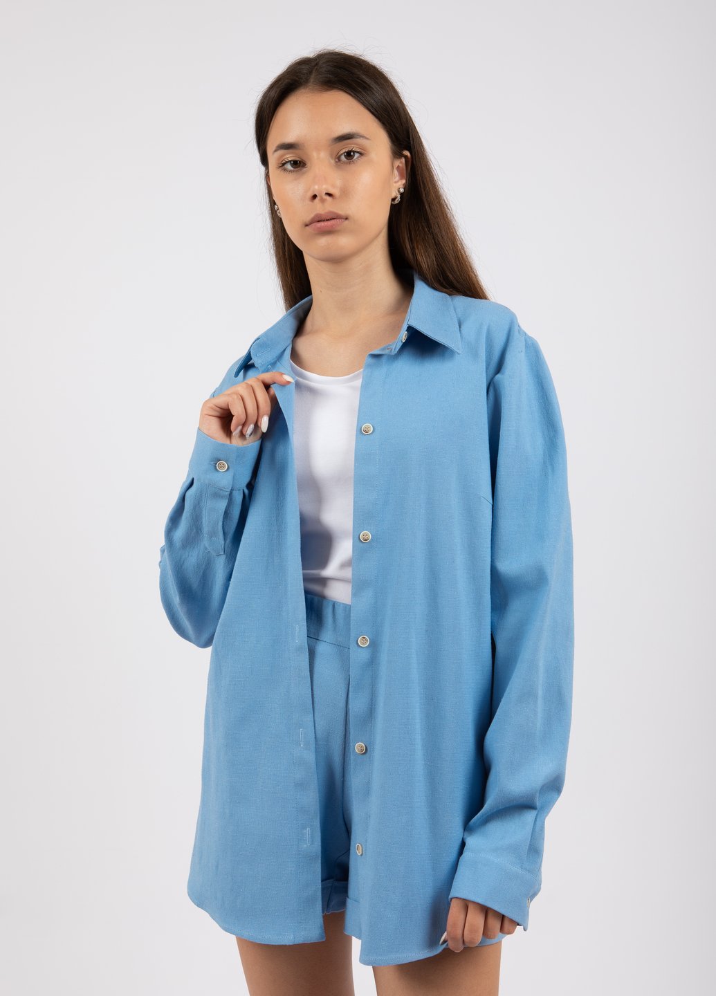 Купить Классическая льняная рубашка женская Merlini Прага 200000026 - Голубой, 42-44 в интернет-магазине