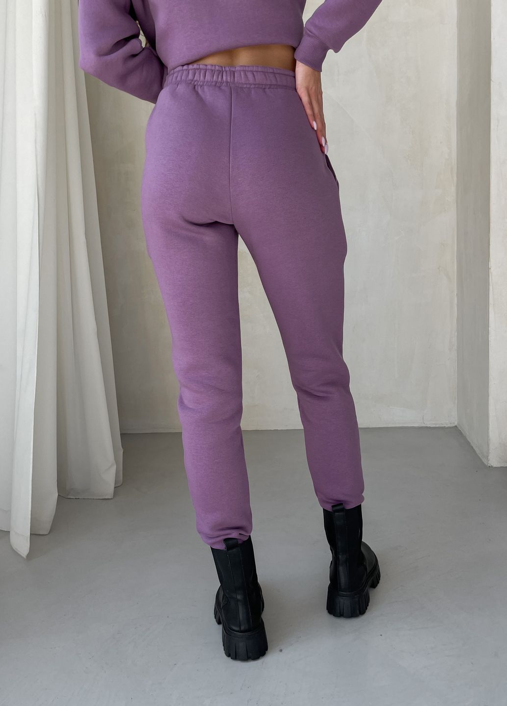 Купить Теплый женский костюм на флисе с кофтой на молнии фиолетовый Merlini Анже 100001085, размер 42-44 (S-M) в интернет-магазине