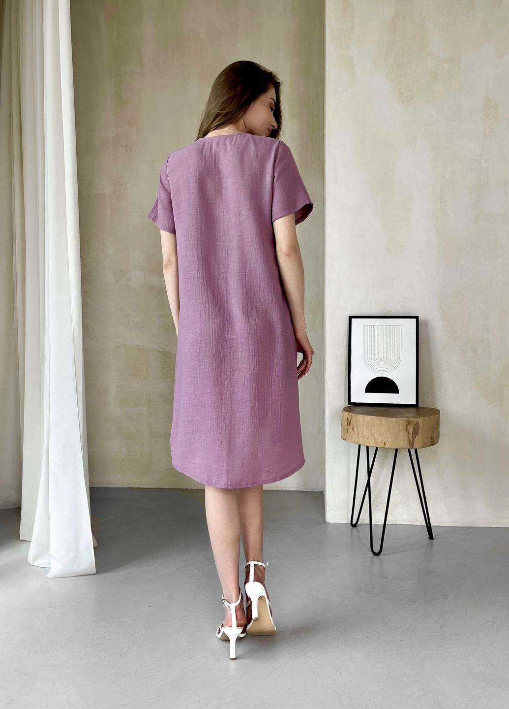 Купить Женское платье до колена однотонное с коротким рукавом из льна розовое Merlini Престо 700000182, размер 42-44 (S-M) в интернет-магазине