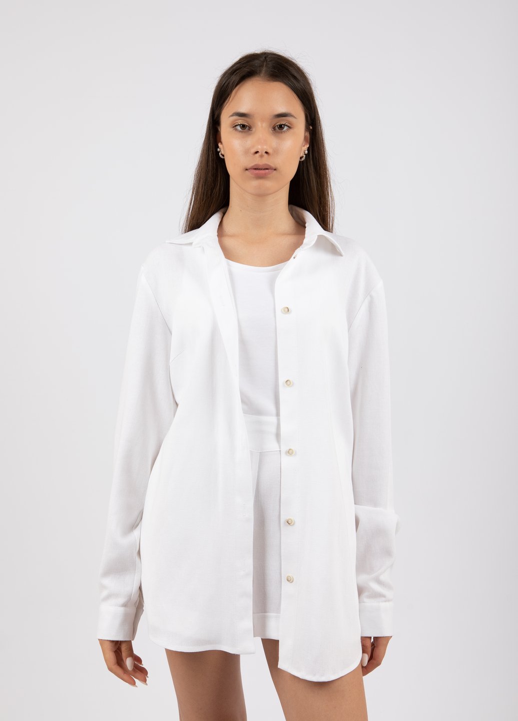 Купить Классическая льняная рубашка женская Merlini Прага 200000028 - Белый, 42-44 в интернет-магазине