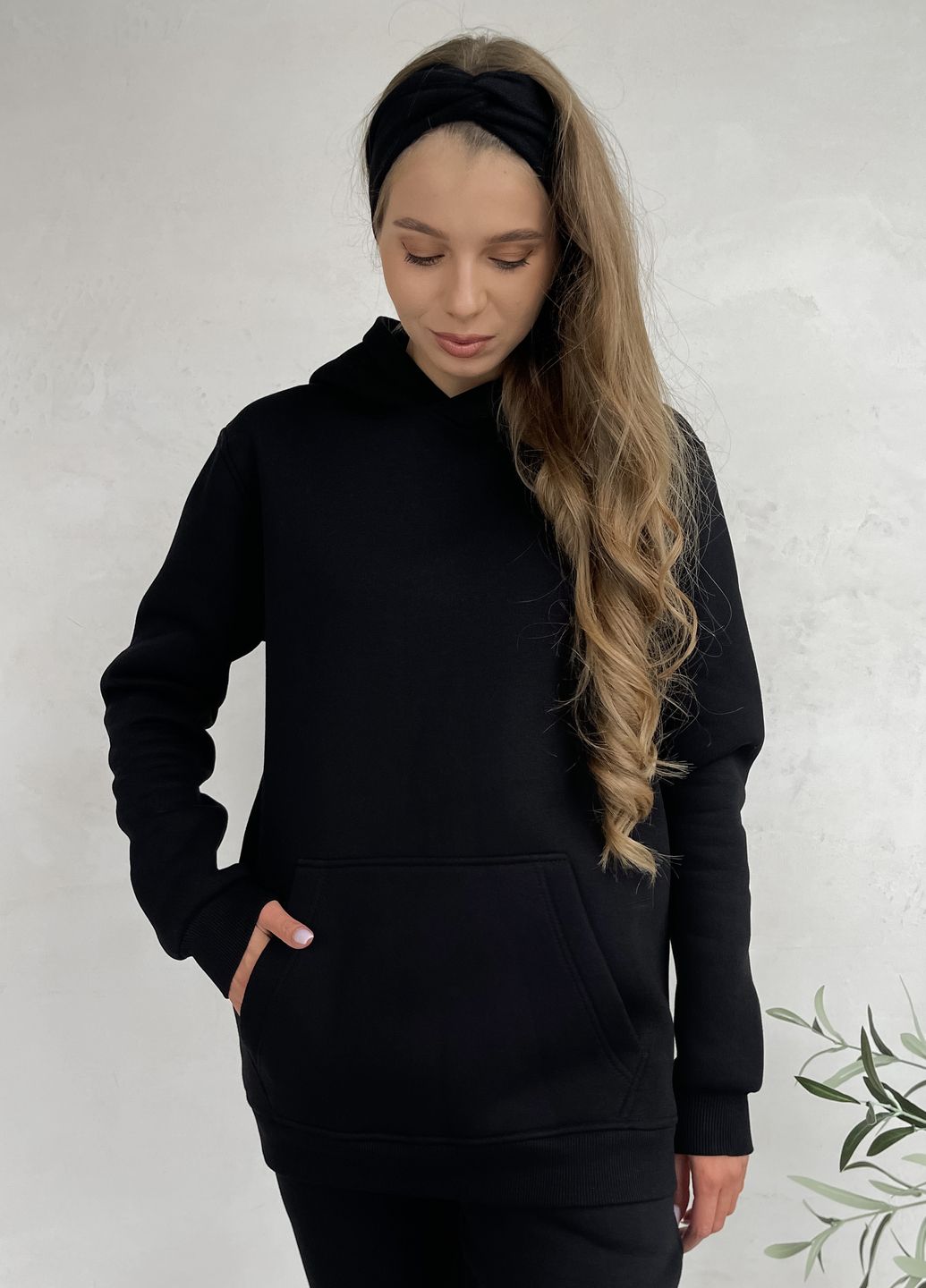 Купить Теплый зимний женский спортивный костюм на флисе черный Merlini Бордо 100001021, размер 42-44 (S-M) в интернет-магазине
