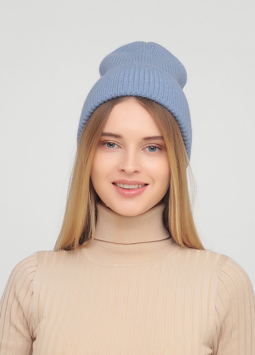 Купить Зимняя теплая ангоровая шапка без подкладки Merlini Латте 340224 - Лазурный в интернет-магазине