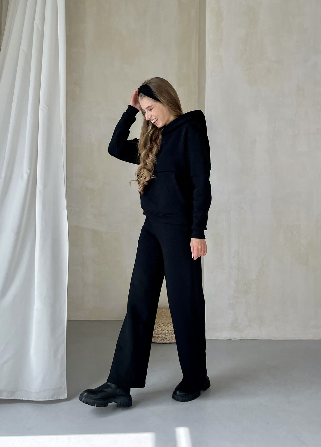 Купить Теплый костюм на флисе с широкими штанами и худи черный Merlini Тулон 100001061, размер 42-44 (S-M) в интернет-магазине