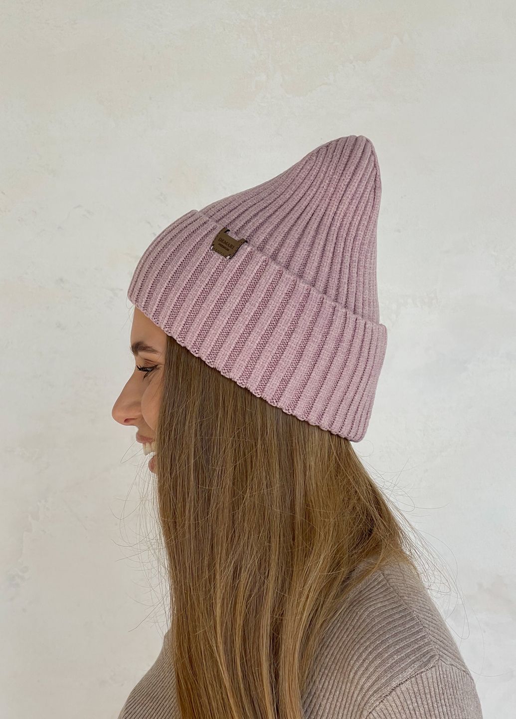 Купить Теплая зимняя кашемировая женская шапка с отворотом на флисовой подкладке DeMari 500121 в интернет-магазине