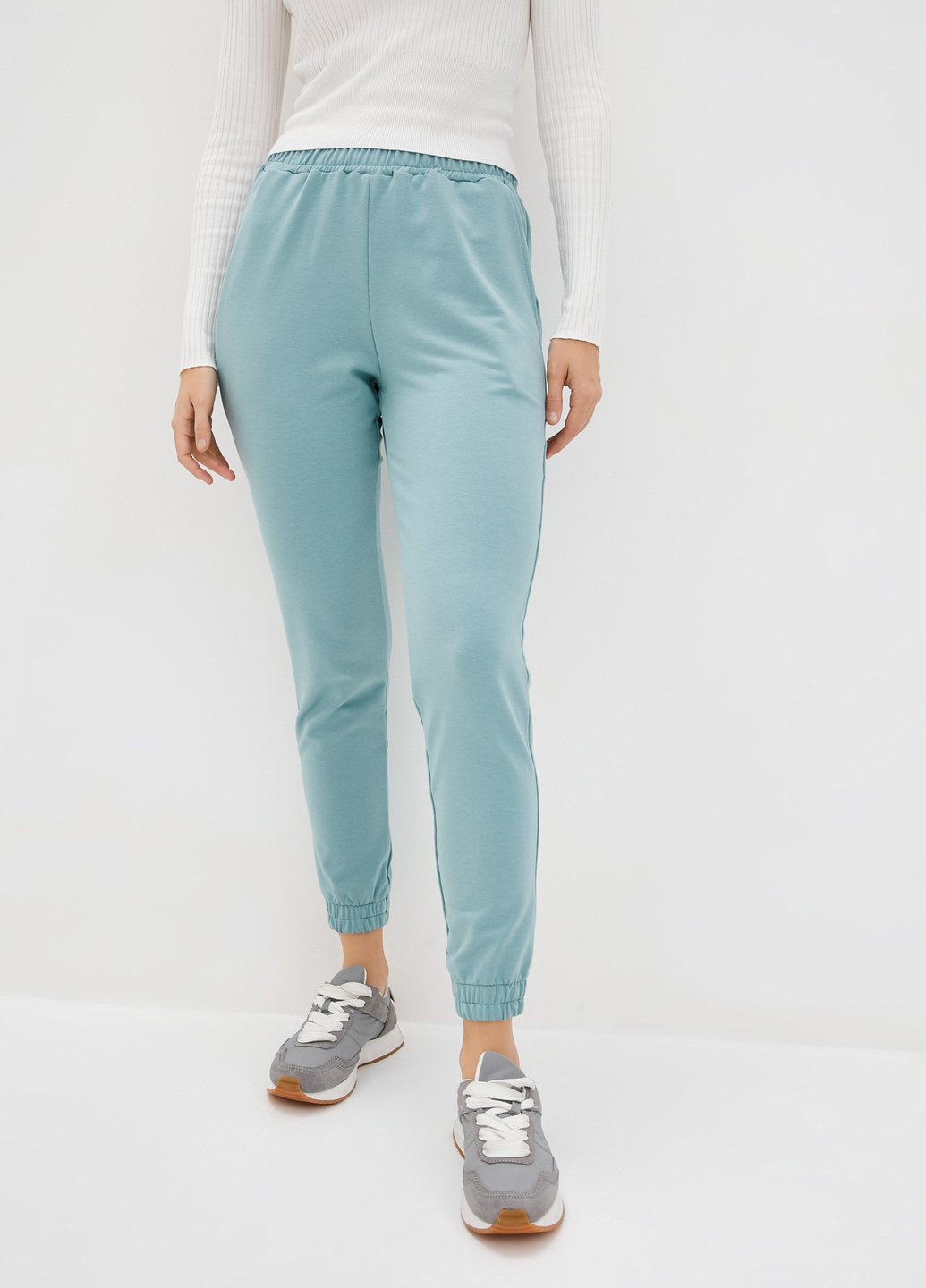 Купить Спортивные штаны женские Merlini Сити 600000060 - Зелёный, 42-44 в интернет-магазине