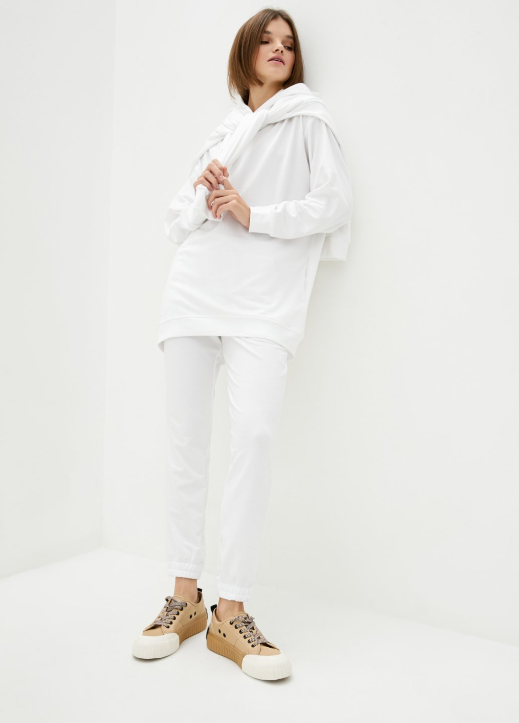 Купить Белый спортивный костюм женский Merlini Мерсисайд 100000046, размер 42-44 в интернет-магазине