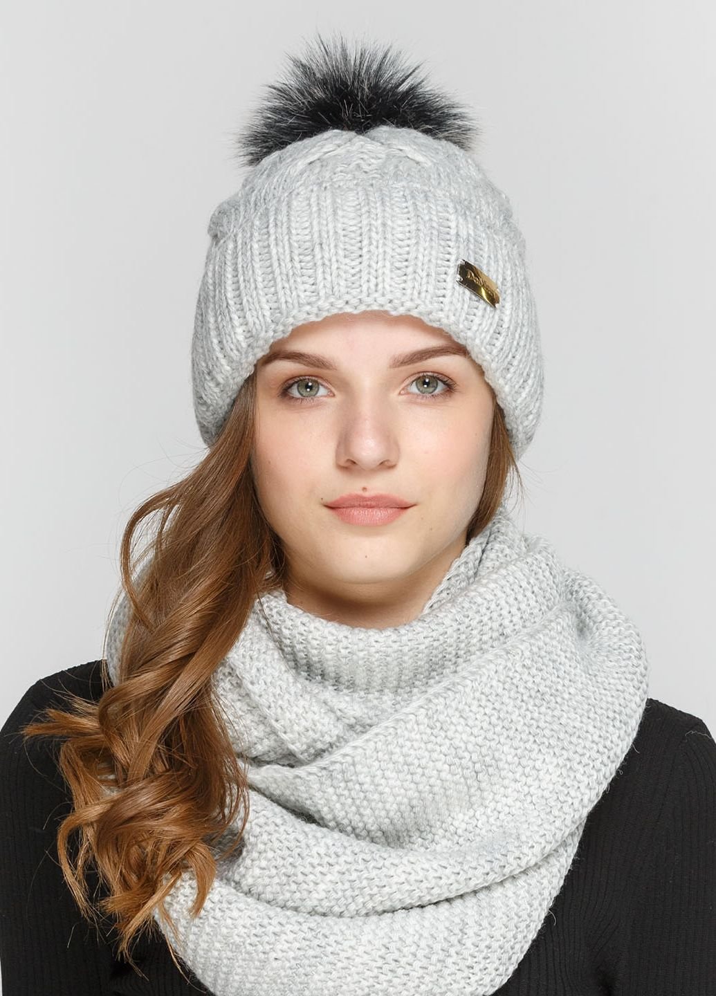 Комплект (шапка, шарф-снуд) DeMari АвроваК 660451 - Серый