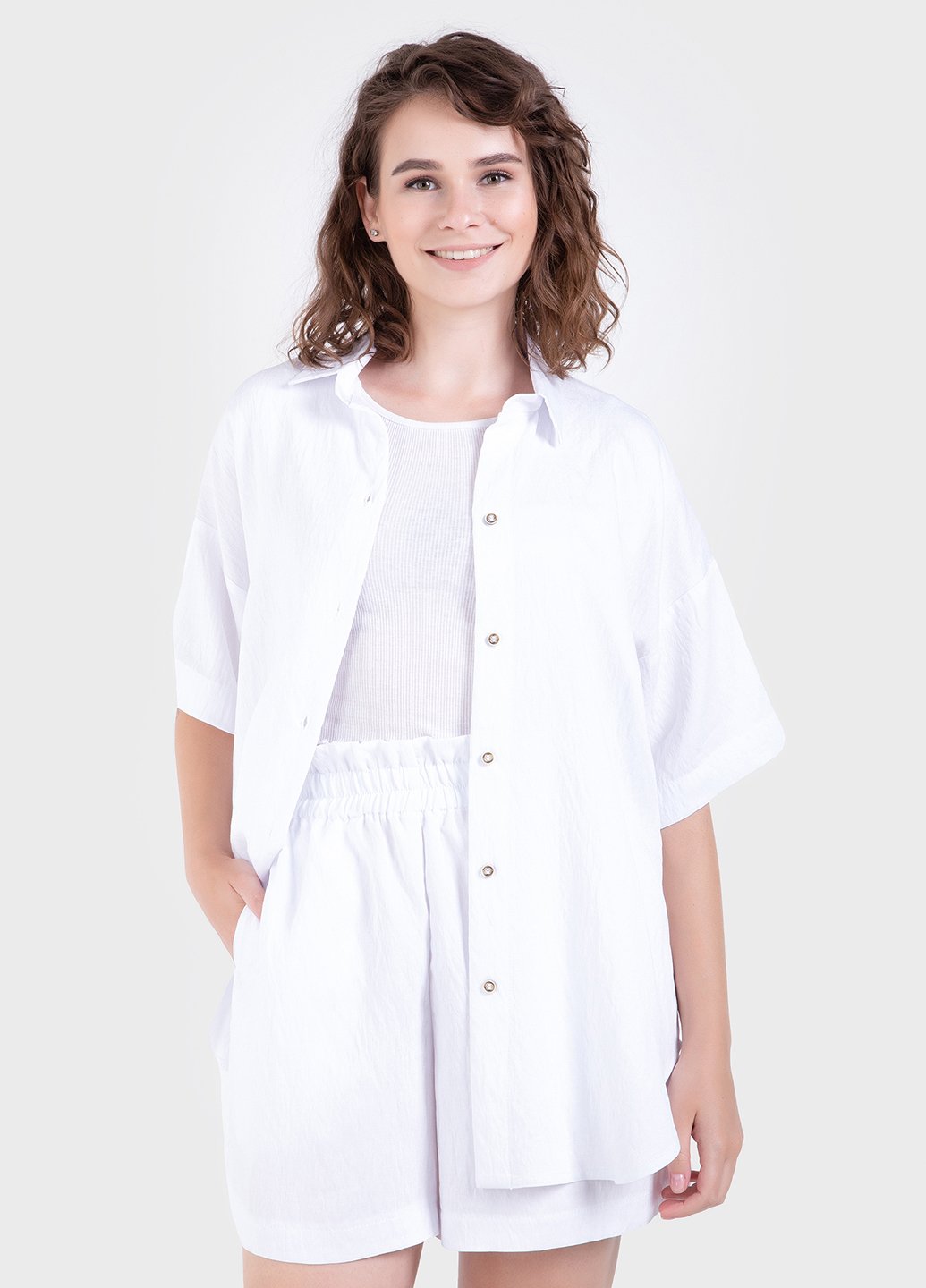 Купити Оверсайз сорочка жіноча білого кольору з льону-жатки Merlini Авелліно 200000065, розмір 42-44 в інтернет-магазині