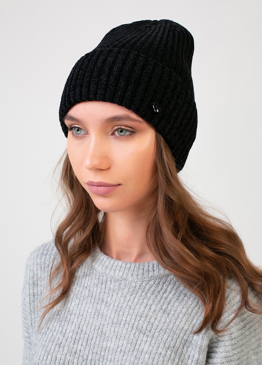 Купить Теплая зимняя велюровая шапка Merlini Эдем 330057 - Черный в интернет-магазине