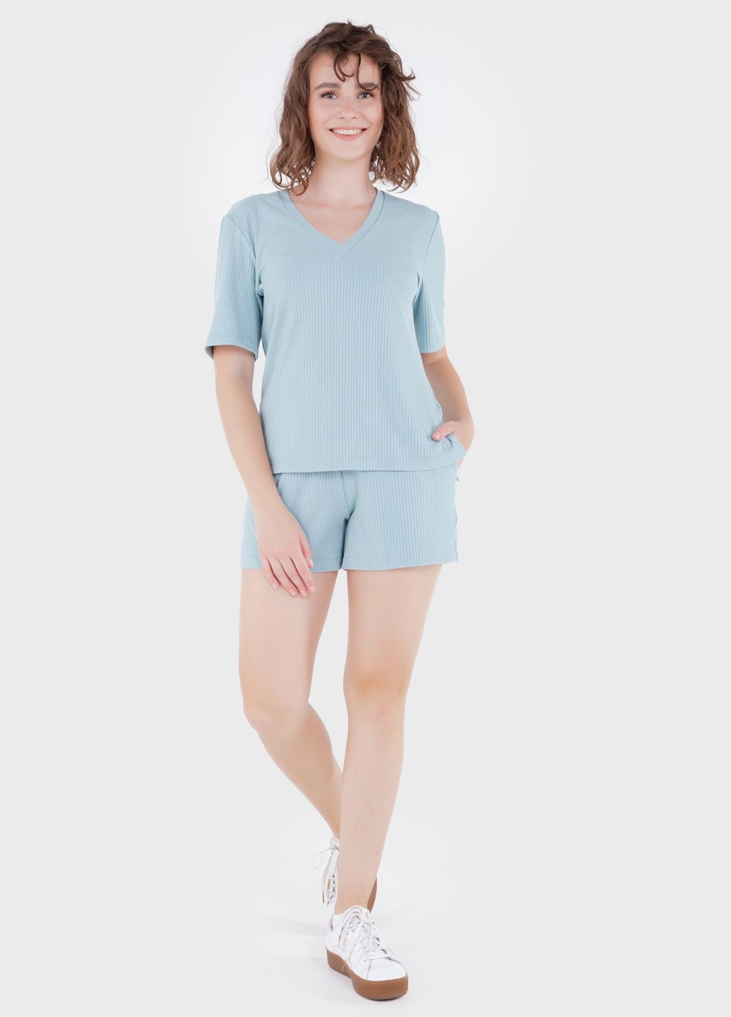 Купить Легкая футболка женская в рубчик Merlini Корунья 800000022 - Голубой, 42-44 в интернет-магазине