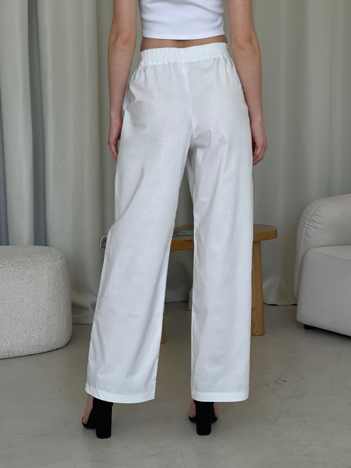 Купить Льняной костюм с штанами палаццо и рубашкой белый Лорен 100001202 размер 42-44 (S-M) в интернет-магазине