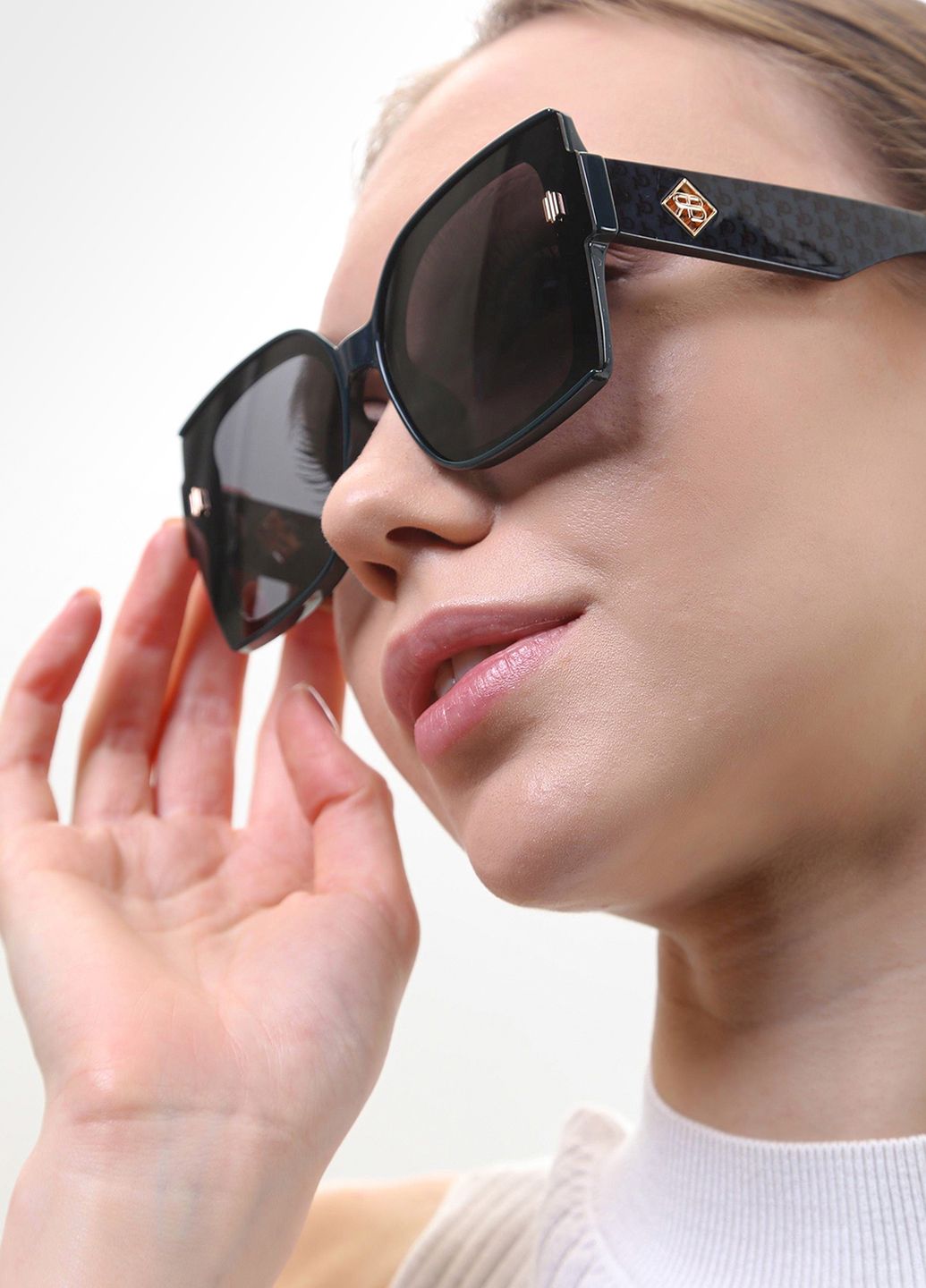 Купити Жіночі сонцезахисні окуляри Rita Bradley з поляризацією RB726 112055 в інтернет-магазині