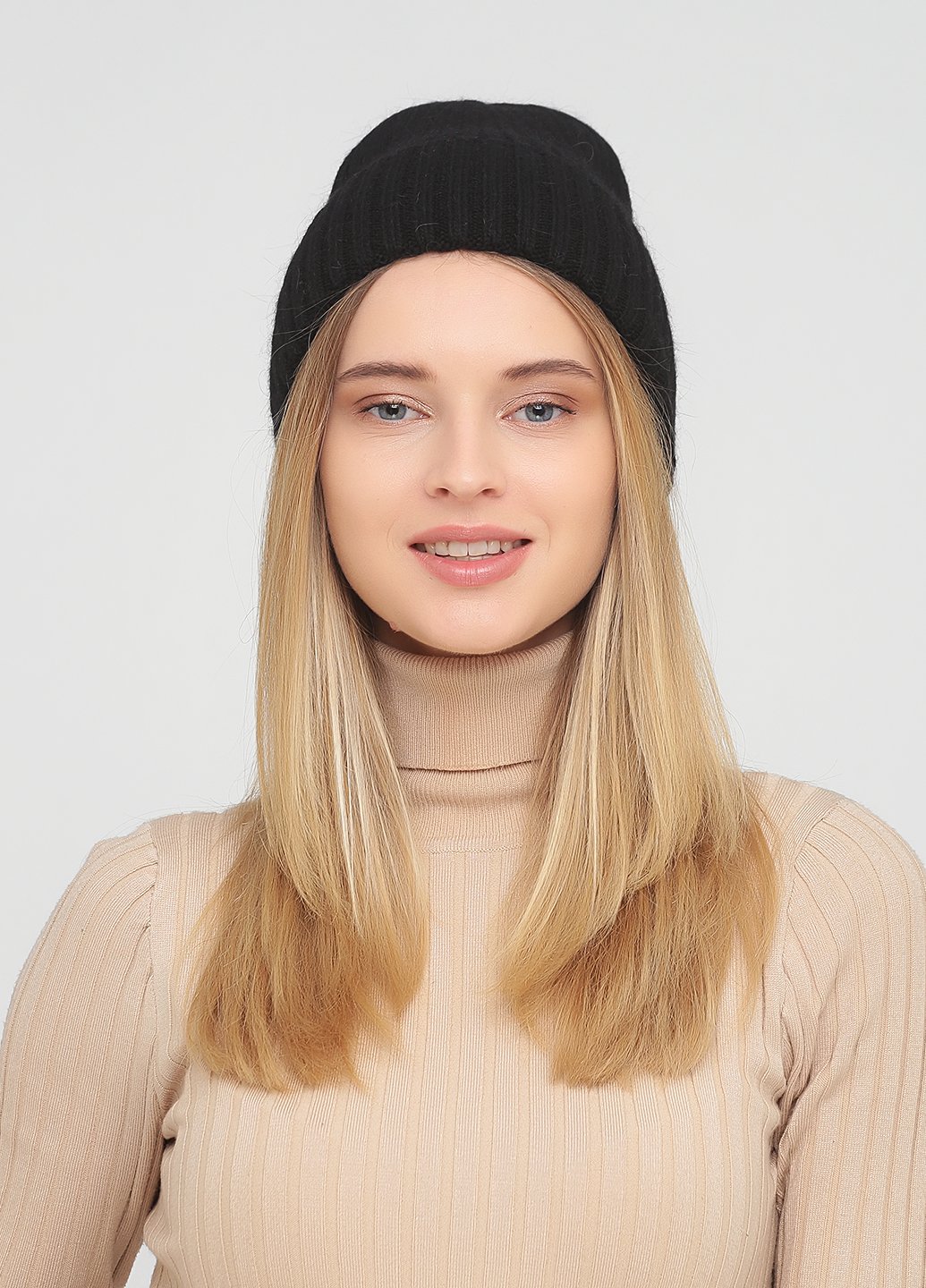 Купить Зимняя теплая ангоровая шапка без подкладки Merlini Марио 350004 - Черный в интернет-магазине