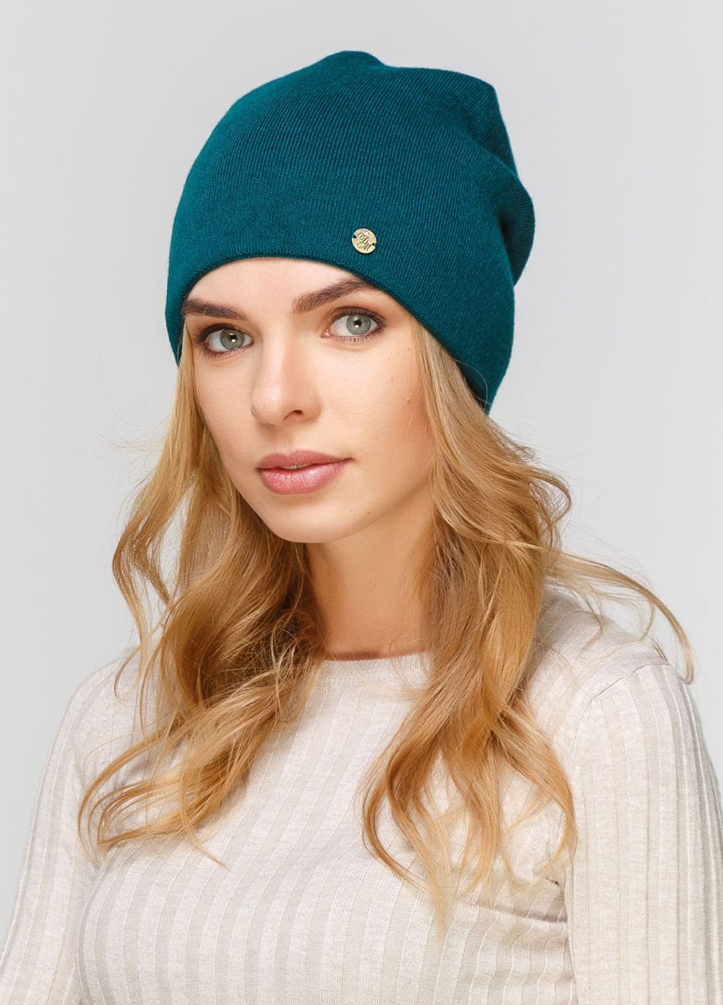 Купить Зимняя теплая женская шапка на флисовой подкладке DeMari ДеМари 550488 - Зелёный в интернет-магазине