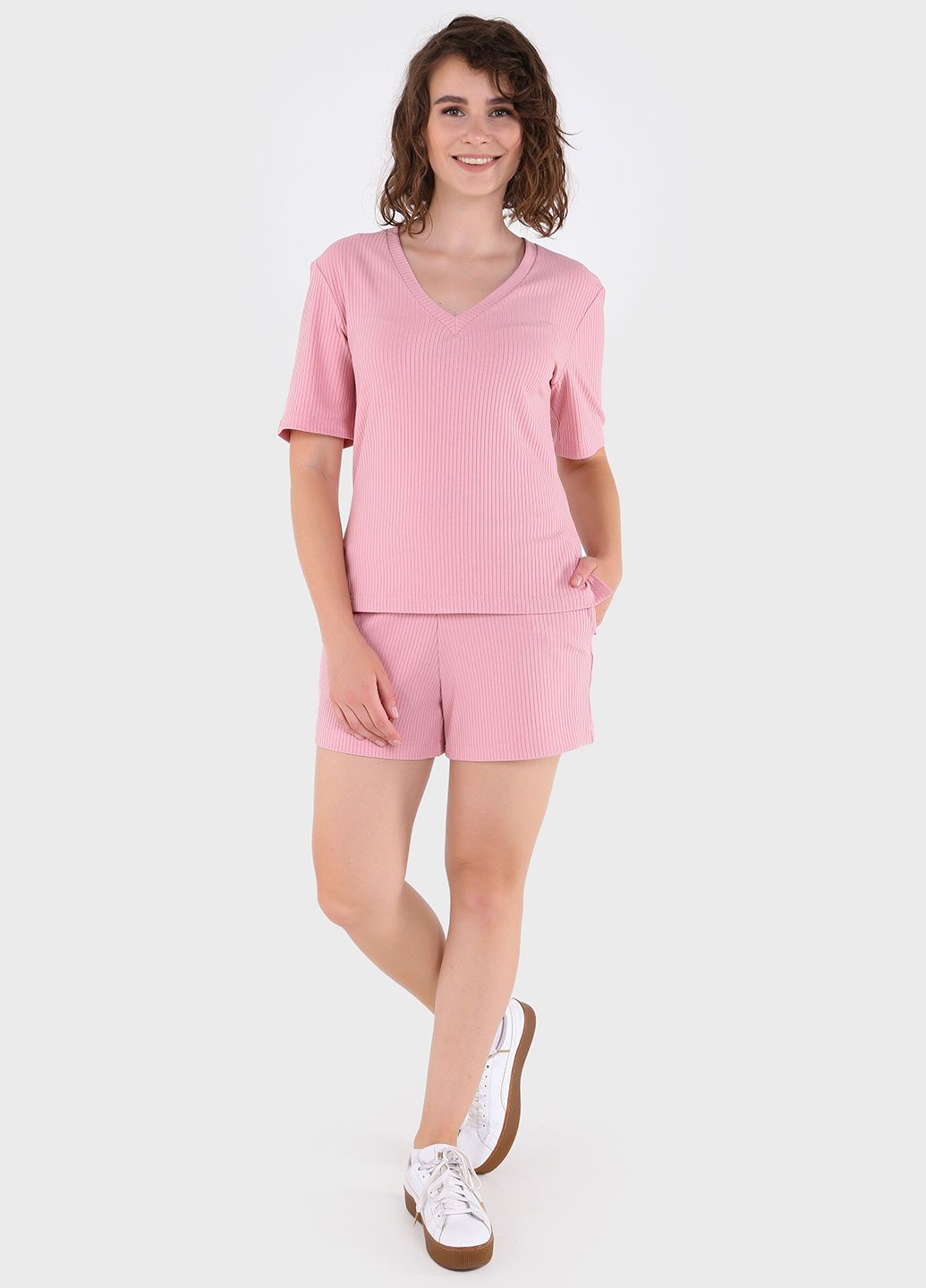 Купить Шорты женские в рубчик Merlini Картейра 300000036 - Розовый, 42-44 в интернет-магазине