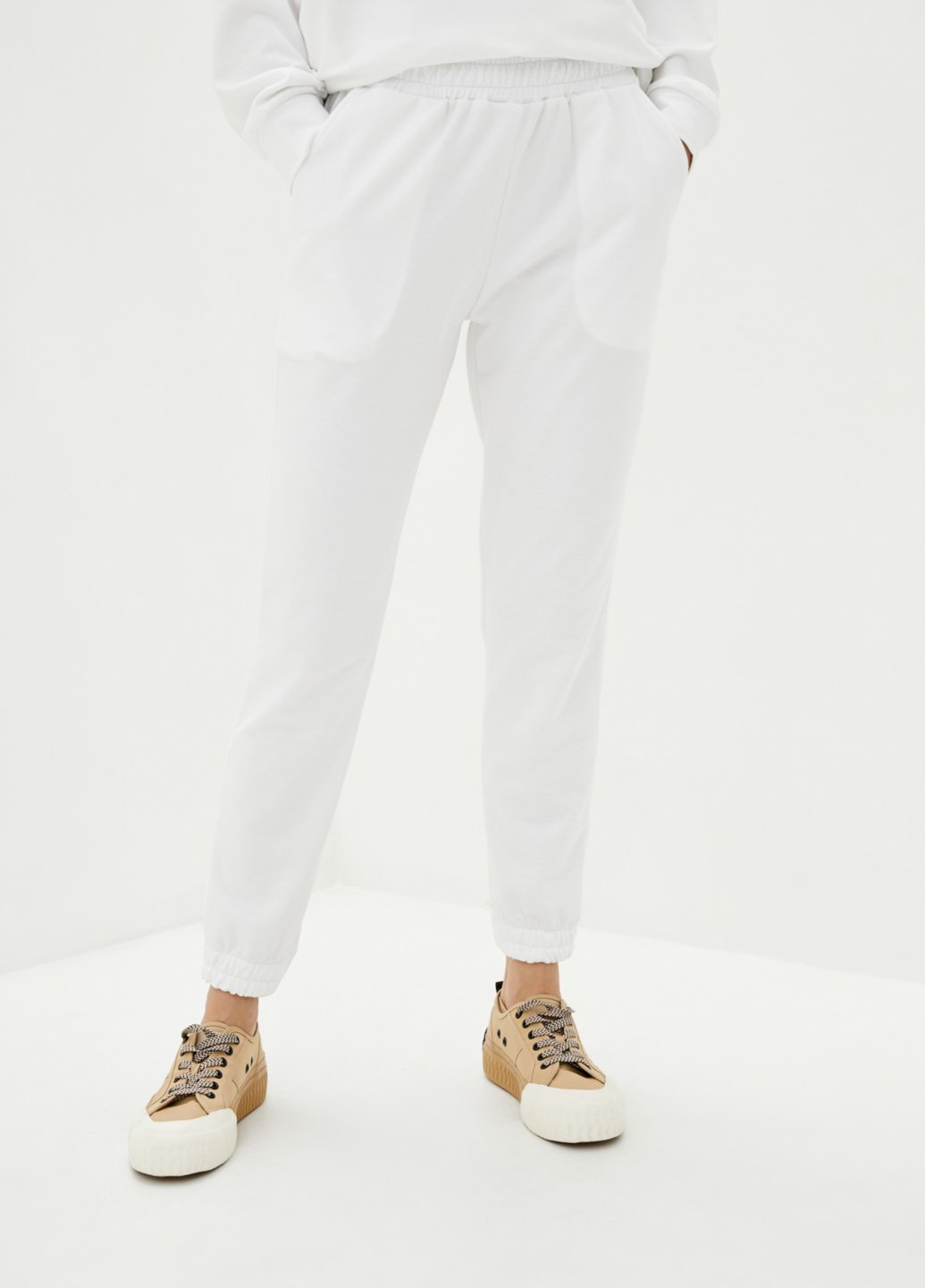 Купить Спортивные штаны женские Merlini Латина 600000013 - Белый, 42-44 в интернет-магазине
