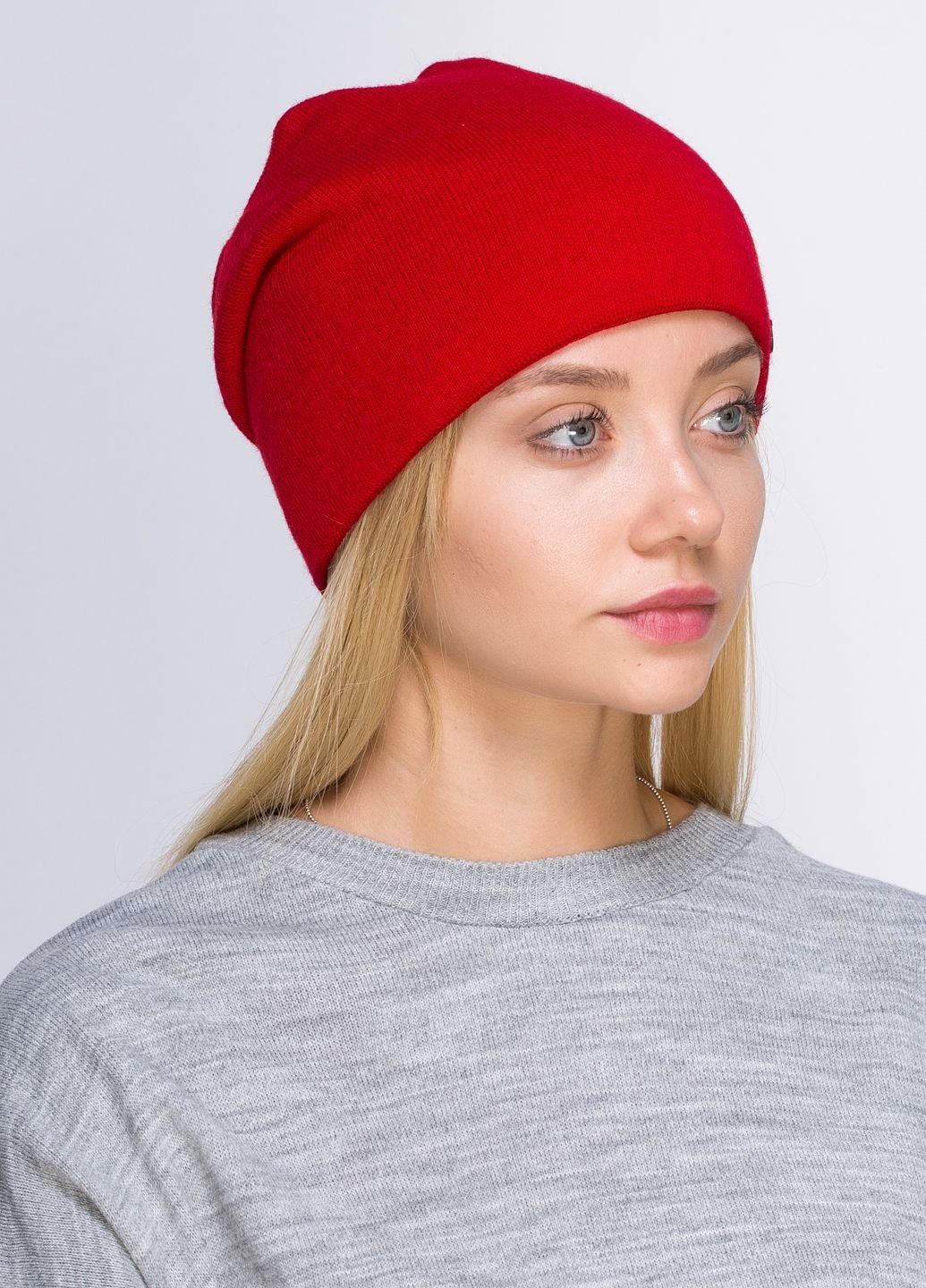 Купить Зимняя теплая женская шапка на флисовой подкладке DeMari ДеМари 550489 - Красный в интернет-магазине