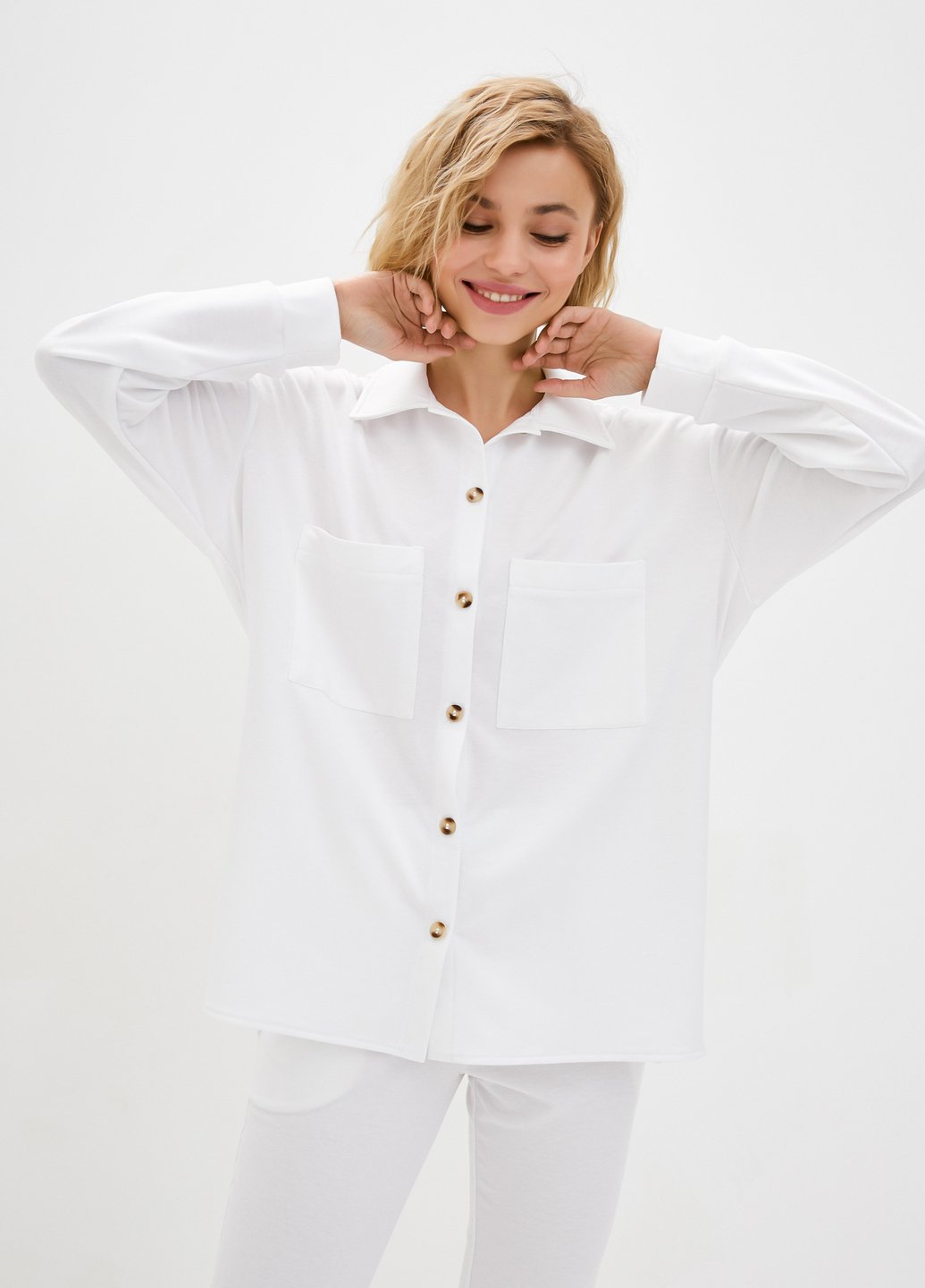 Купить Рубашка женская трикотажная оверсайз Merlini Йорк 200000059 - Белый, 42-44 в интернет-магазине