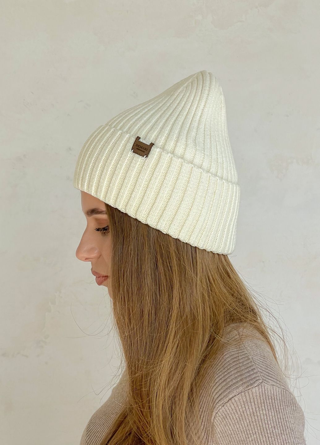 Купить Теплая зимняя кашемировая женская шапка с отворотом на флисовой подкладке DeMari 500129 в интернет-магазине