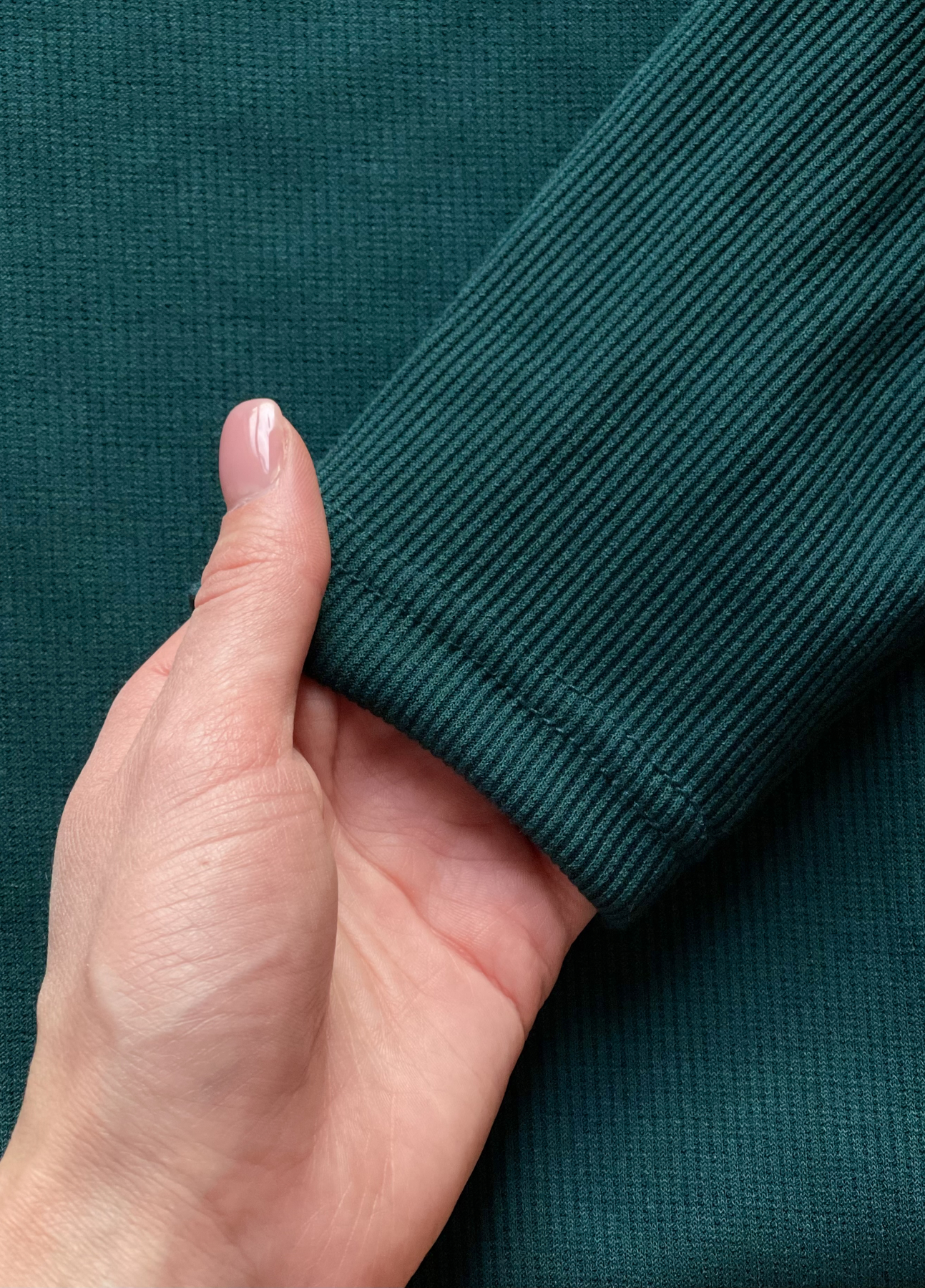 Купить Длинное зеленое платье в рубчик с длинным рукавом Merlini Венето 700001143, размер 42-44 (S-M) в интернет-магазине