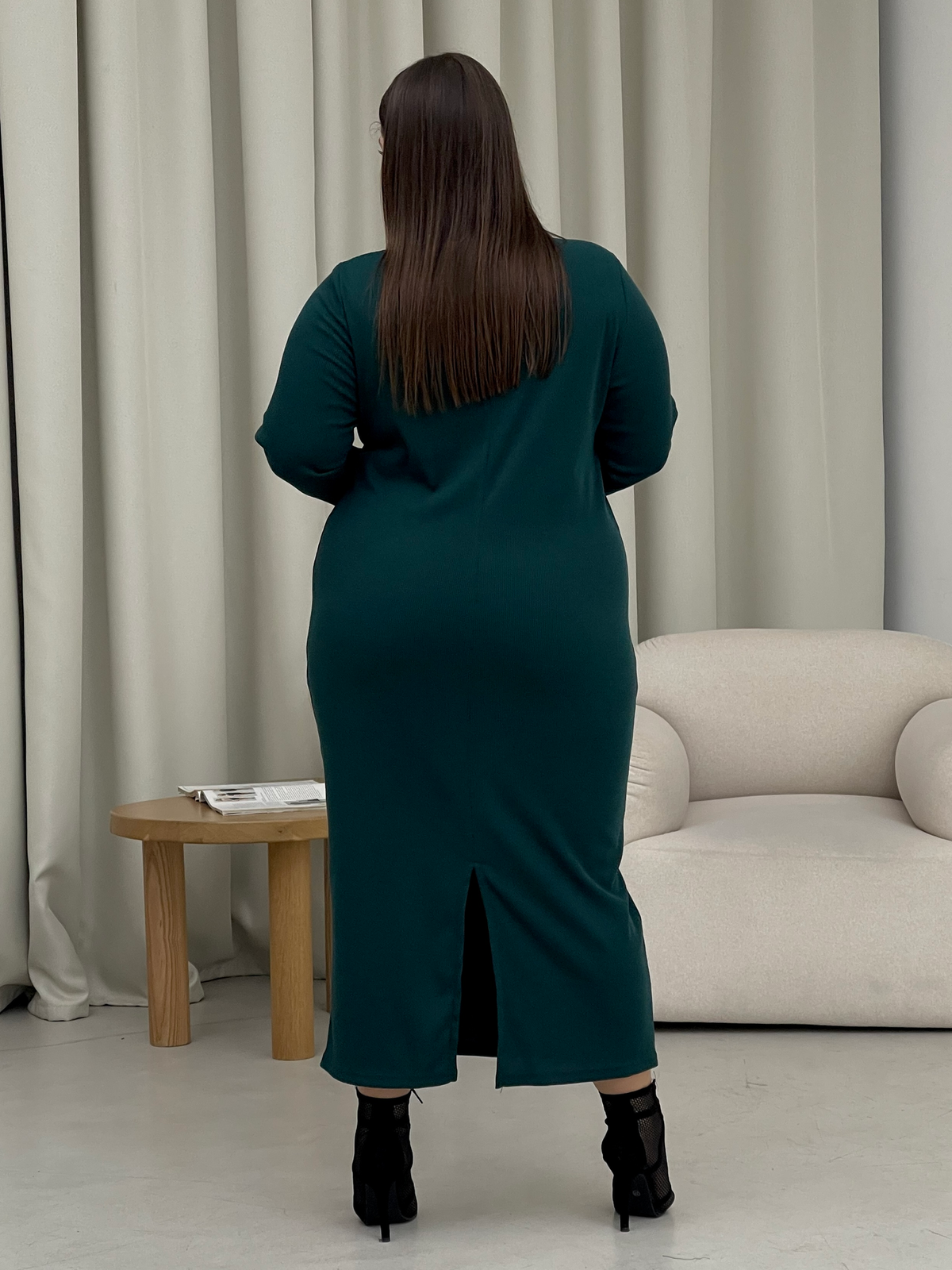Купити Довга зелена сукня в рубчик з довгим рукавом Merlini Венето 700001143, розмір 42-44 (S-M) в інтернет-магазині