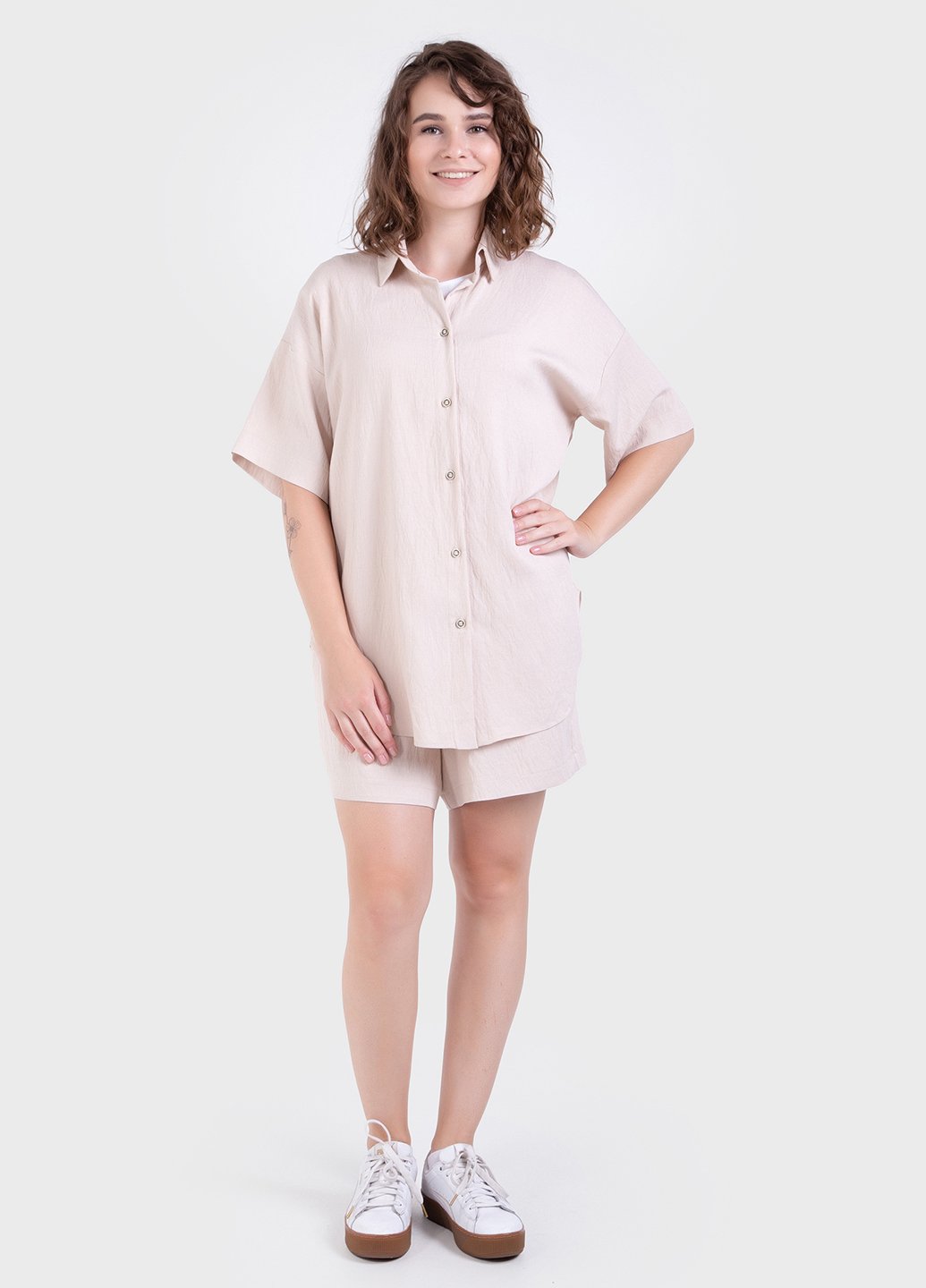 Купити Літній костюм жіночий двійка бежевого кольору: шорти, сорочка Merlini Мессіна 100000145, розмір 42-44 в інтернет-магазині