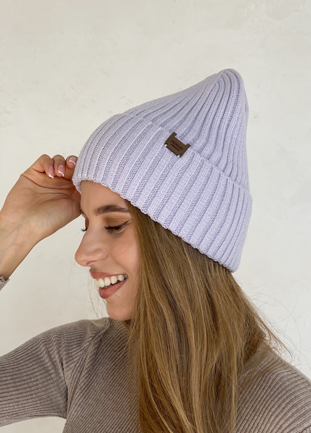 Купить Теплая зимняя кашемировая женская шапка с отворотом на флисовой подкладке DeMari 500131 в интернет-магазине