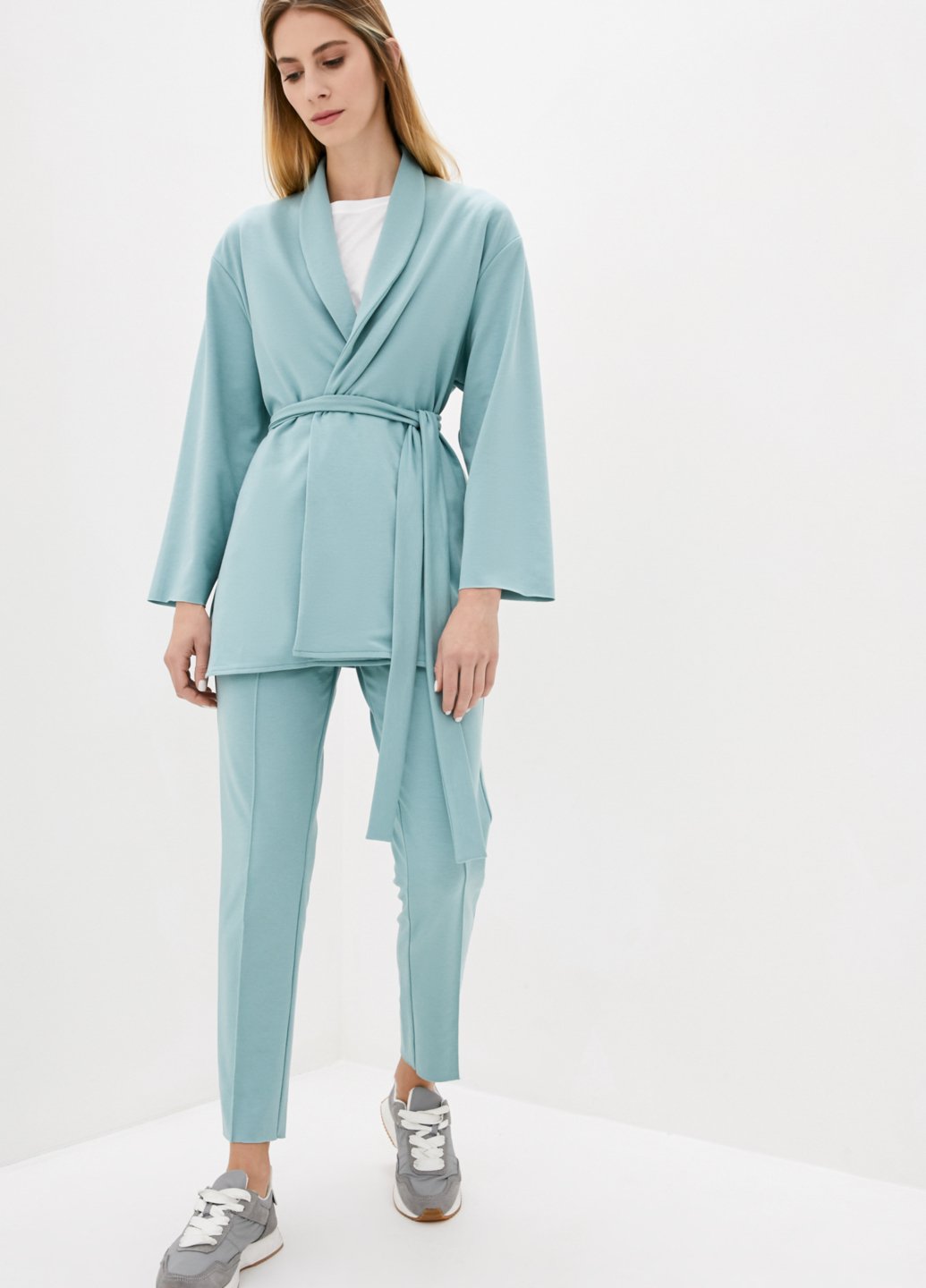 Купить Классический костюм женский бирюзового цвета Merlini Йоркшир 100000051, размер 42-44 в интернет-магазине