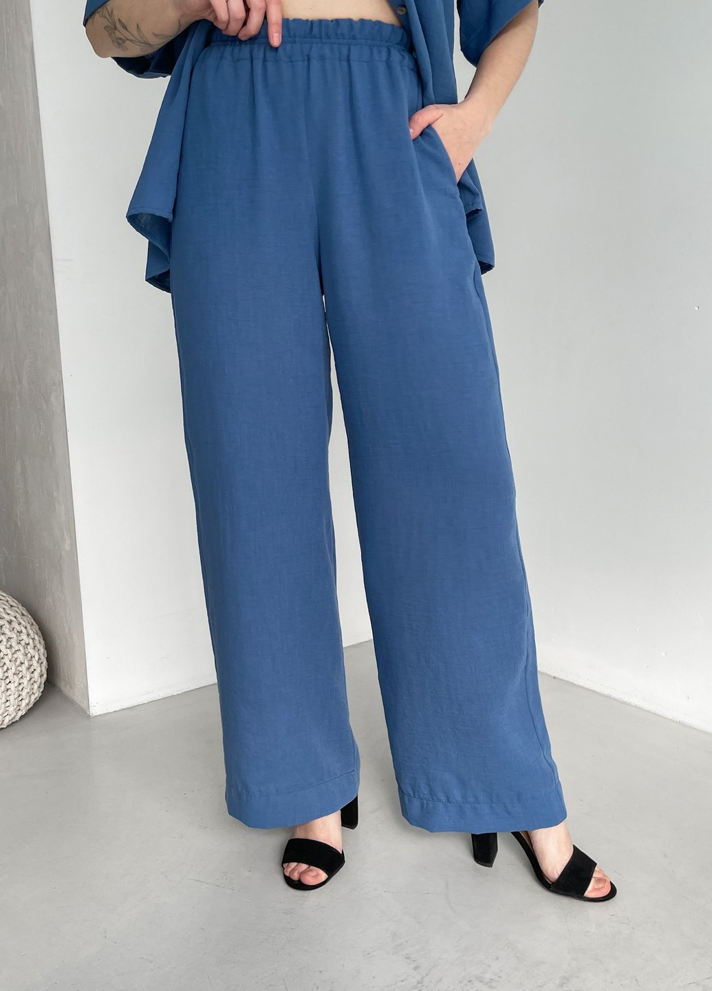 Женские брюки клеш от бедра из льна синие Merlini Палуцца 600000143, размер 42-44