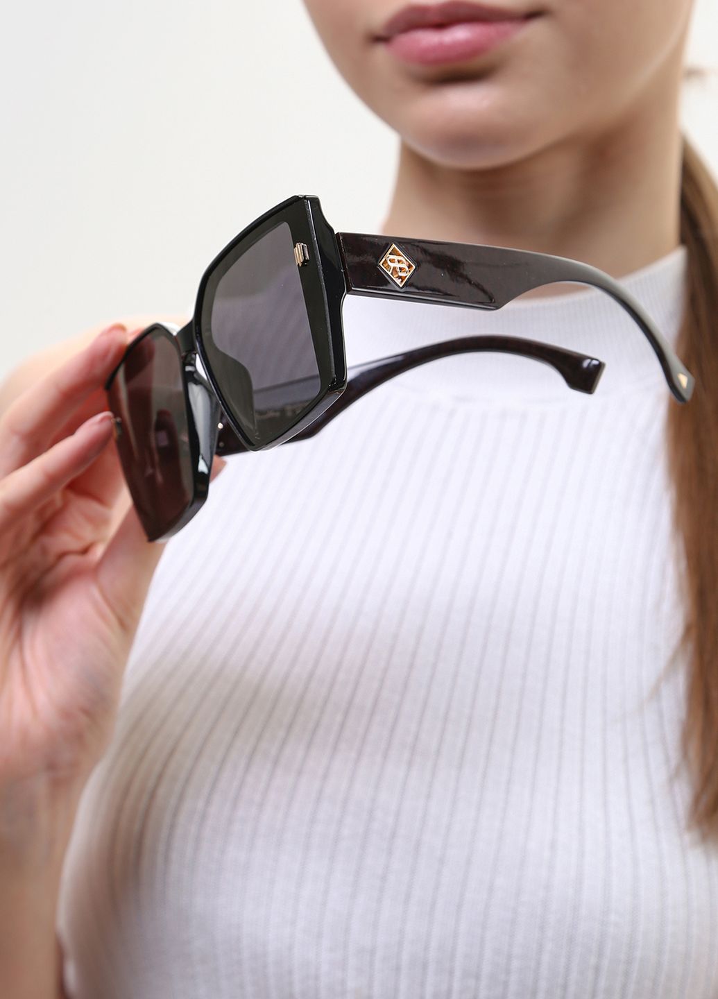 Купить Женские солнцезащитные очки Rita Bradley с поляризацией RB728 112062 в интернет-магазине