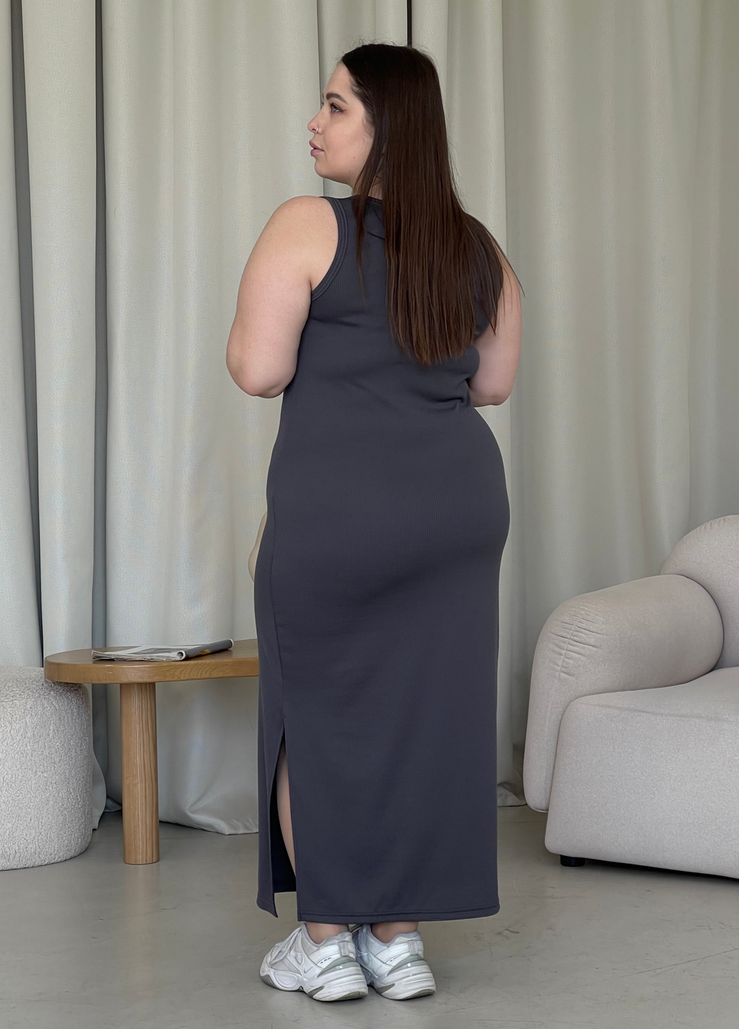Купить Длинное платье-майка в рубчик серое Merlini Лонга 700000110 размер 42-44 (S-M) в интернет-магазине