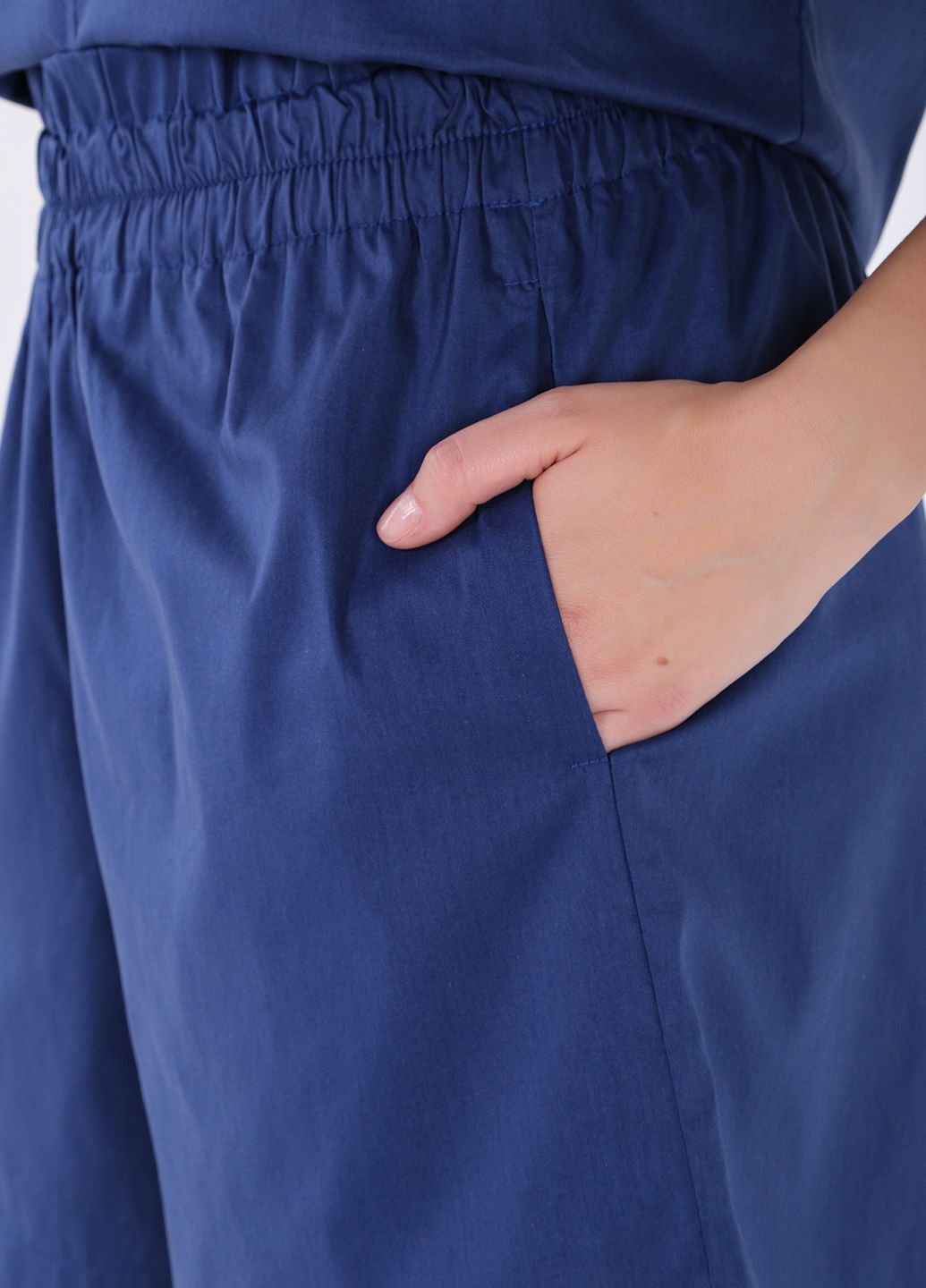 Купить Хлопковые шорты женские бермуды синего цвета Merlini Перуджа 300000052, размер 42-44 в интернет-магазине