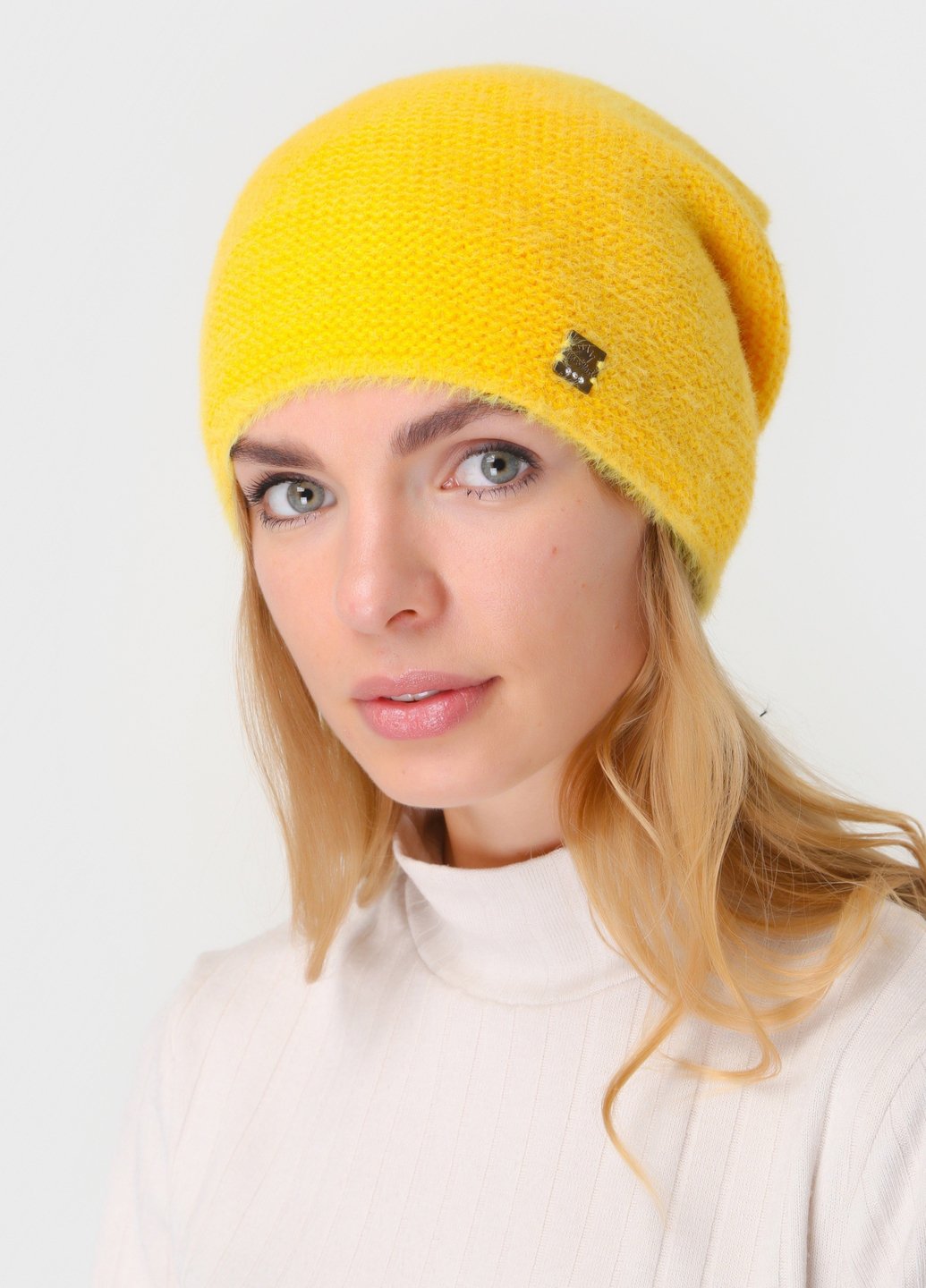 Купить Зимняя ангоровая женская шапка на флисовой подкладке DeMari Вельвет 551122 - Жёлтый в интернет-магазине