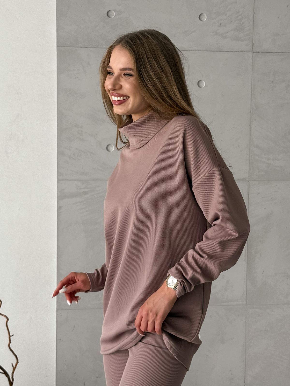 Кофта с высоким горлом в рубчик на флисе бежевая Merlini Serena 110002062 размер 4XL-5XL