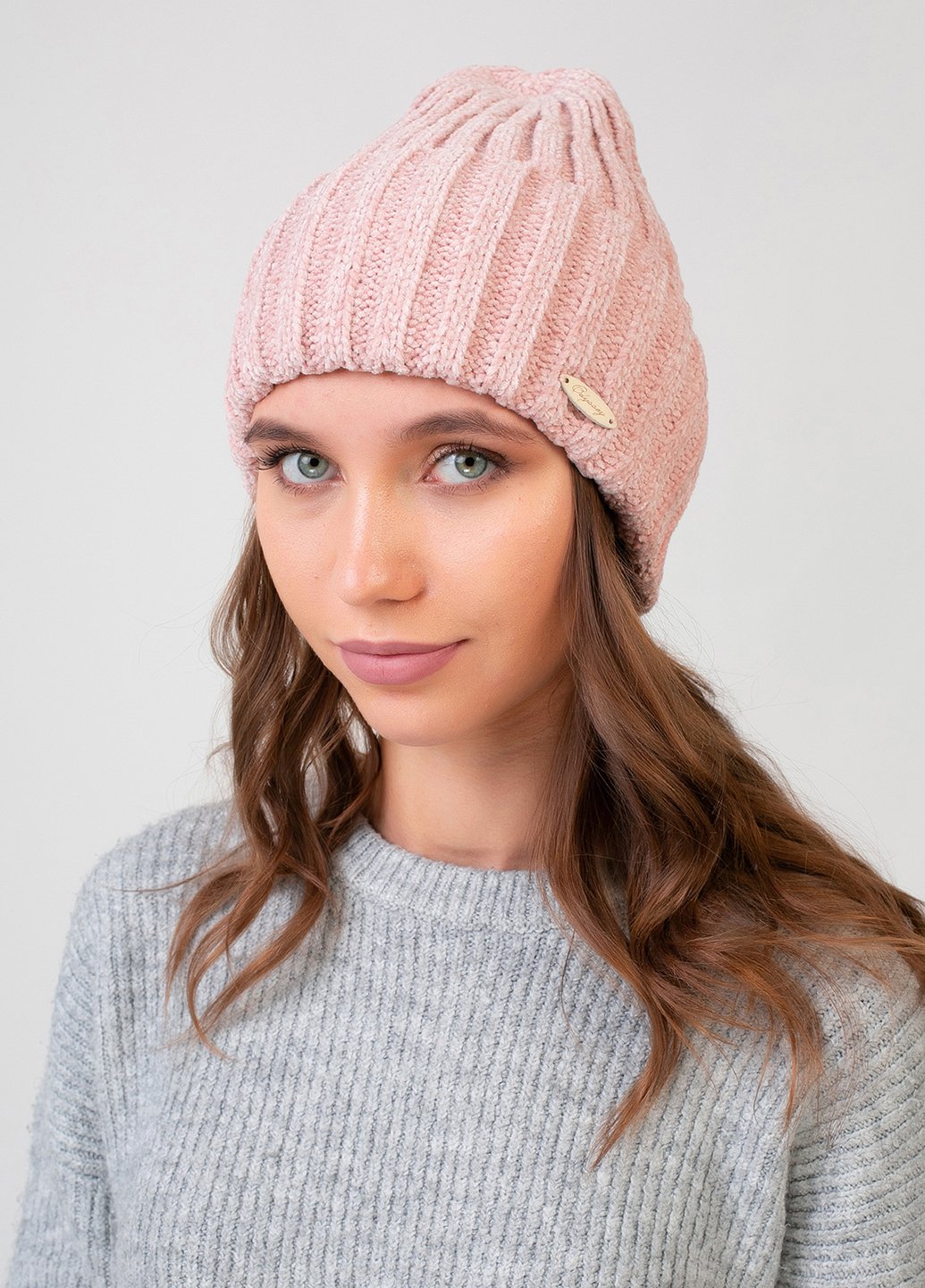 Купить Теплая зимняя велюровая шапка Merlini Калабрия 330070 - Розовый в интернет-магазине