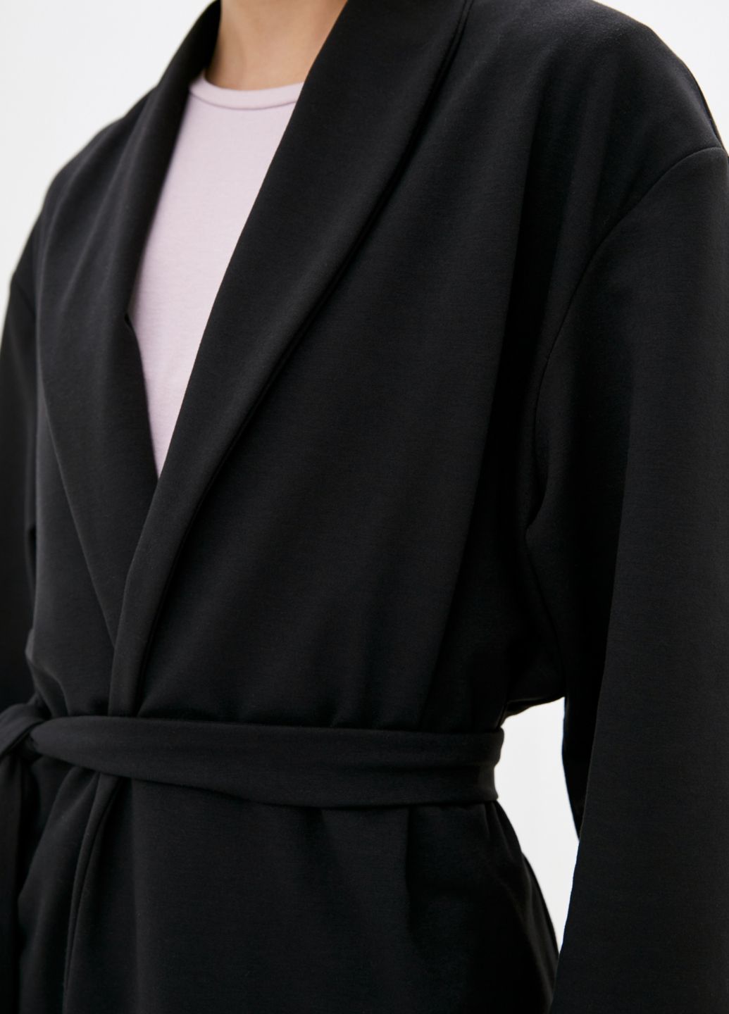 Купить Черный трикотажный женский жакет с поясом Merlini Монца 120000002, размер 46-48 в интернет-магазине