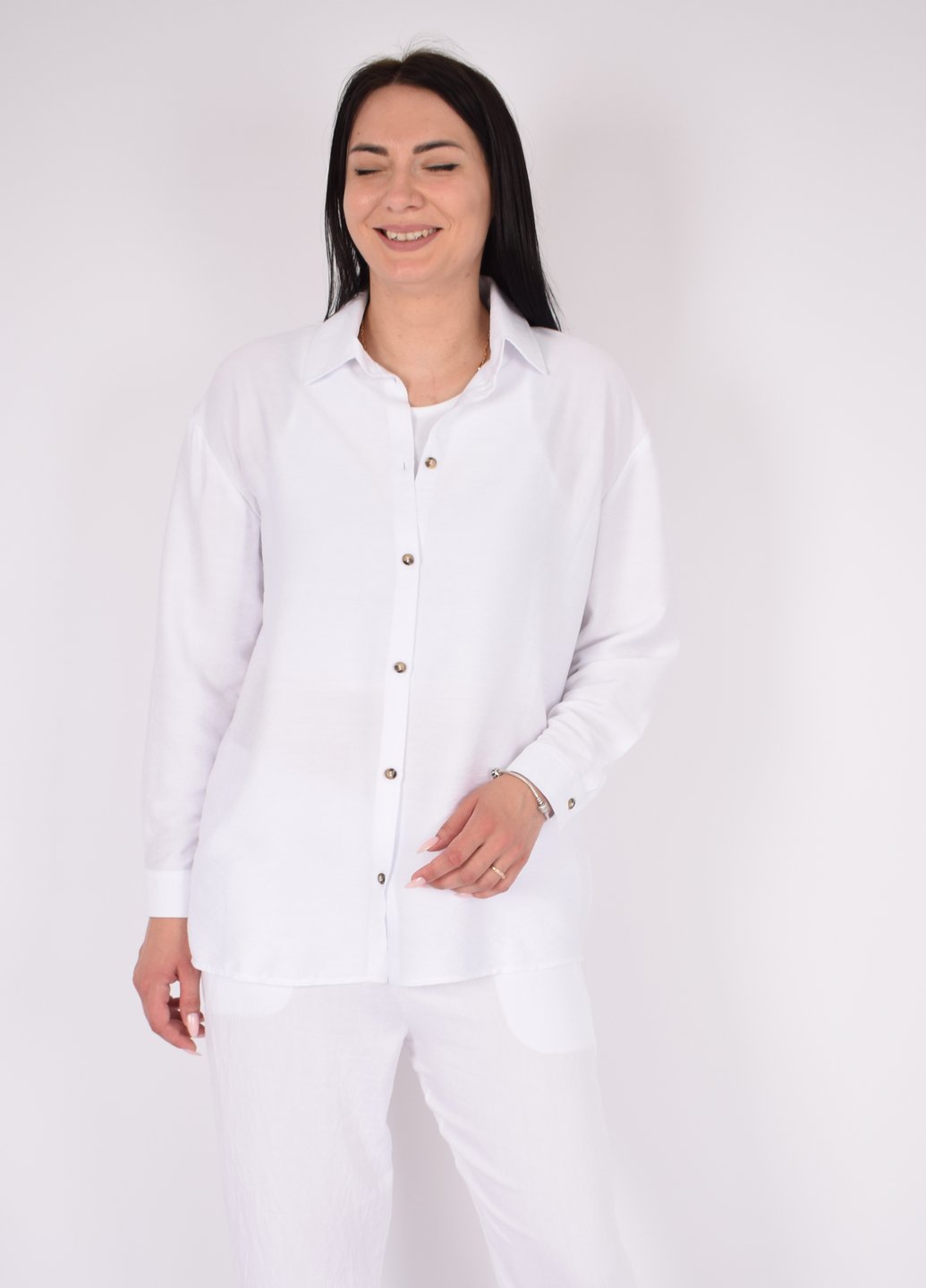 Купить Рубашка женская с длинным рукавом белого цвета из льна Merlini Беллуно 200000069, размер 42-44 в интернет-магазине