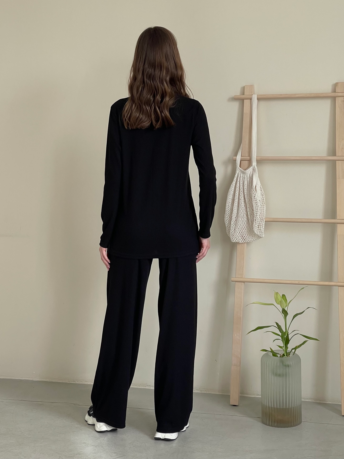Купить Костюм с широкими брюками в рубчик черный Merlini Менто 100001161, размер 42-44 (S-M) в интернет-магазине
