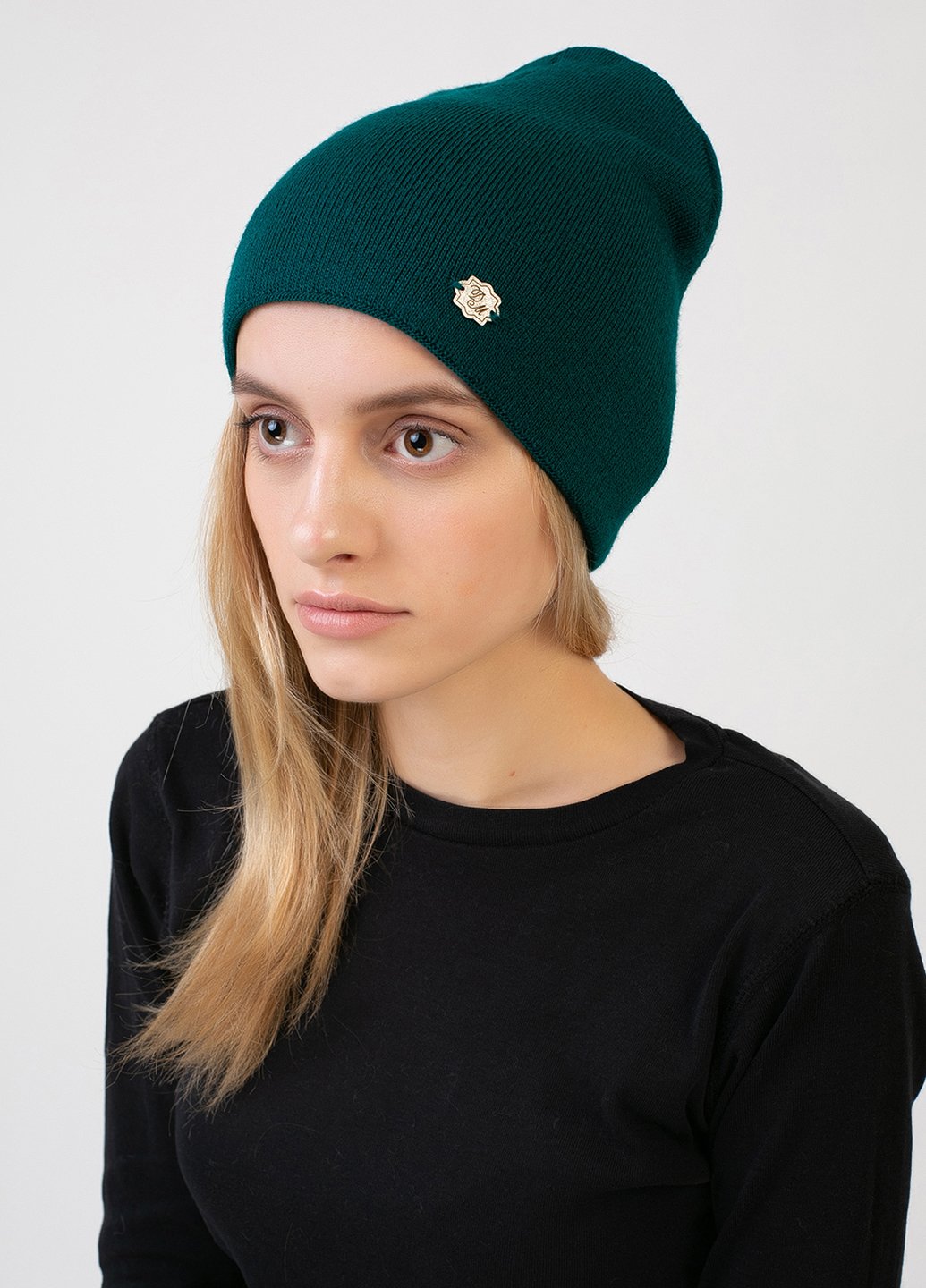 Купить Зимняя двойная женская шапка без подкладки DeMari Итальянка 551052 - Зелёный в интернет-магазине