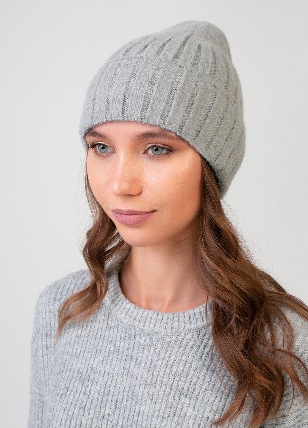 Купить Зимняя ангоровая женская шапка без подкладки DeMari Лайк 551136 - Серый в интернет-магазине